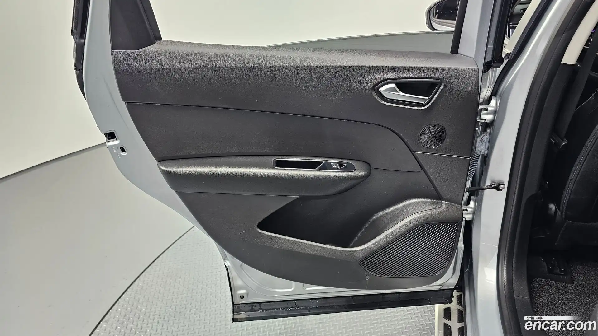 XM3 Renault Korea 2020.4-INNER-035