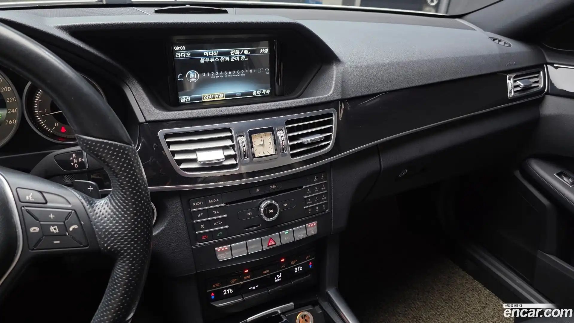 E-Class Mercedes-Benz 2015.11-OPTION-018