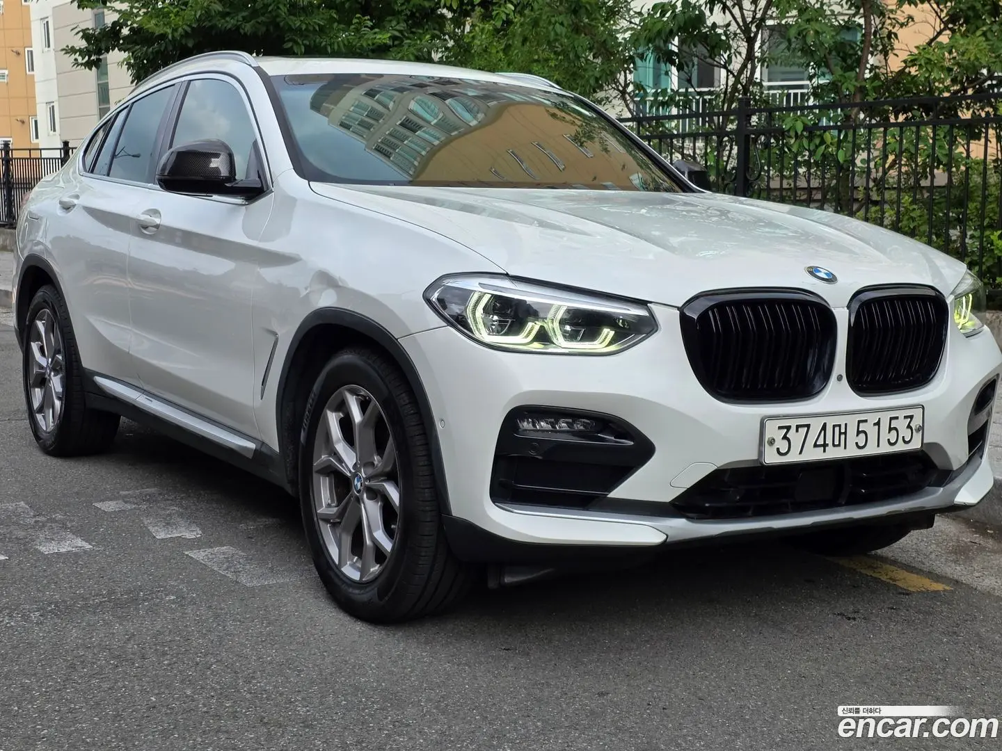 Main__Slider__Photo:X4 BMW 2020.6-0