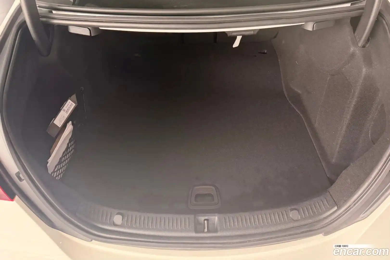 E-Class Mercedes-Benz 2023.8-OPTION-015