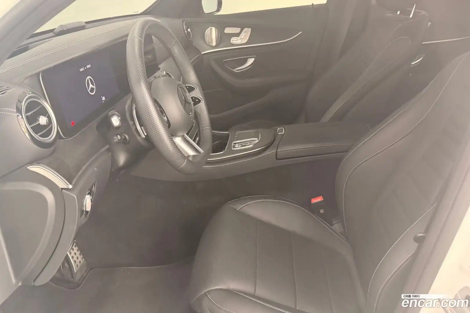 E-Class Mercedes-Benz 2023.8-OPTION-018