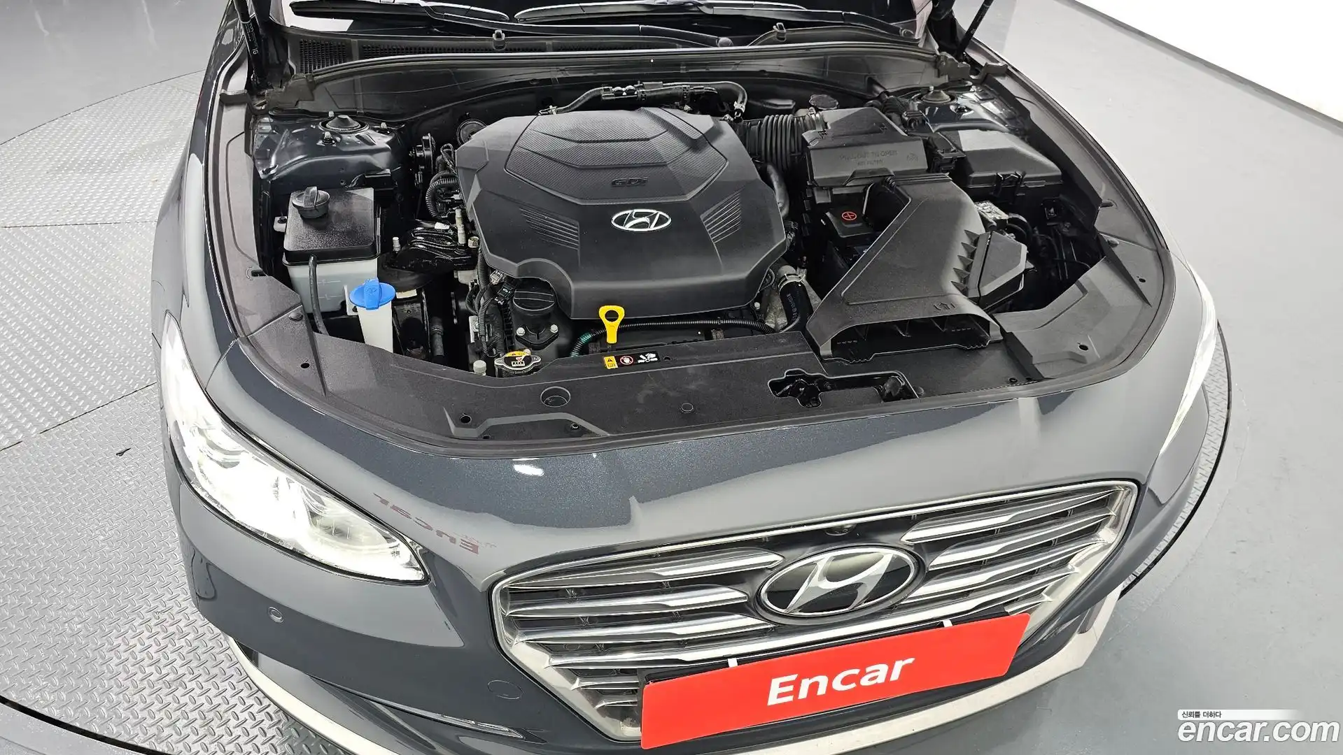 Grandeur Hyundai 2018.2-OUTER-006