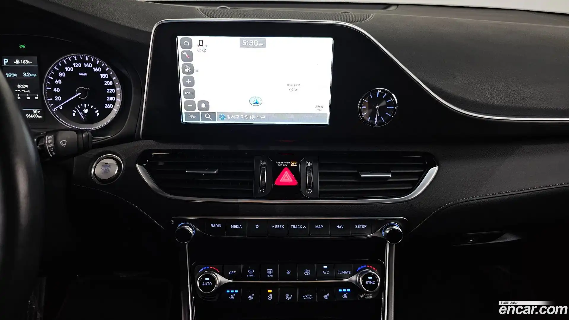 Grandeur Hyundai 2018.2-OPTION-018