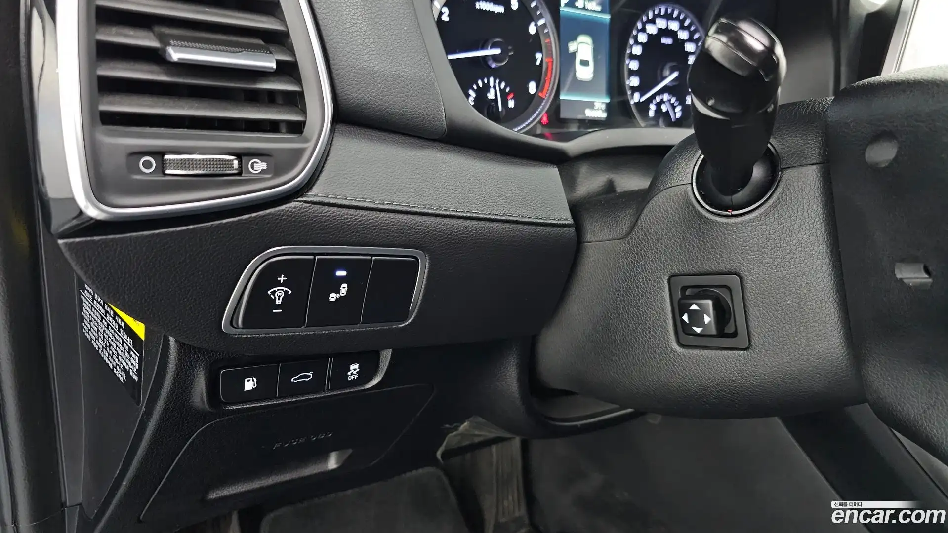 Grandeur Hyundai 2018.2-OPTION-021