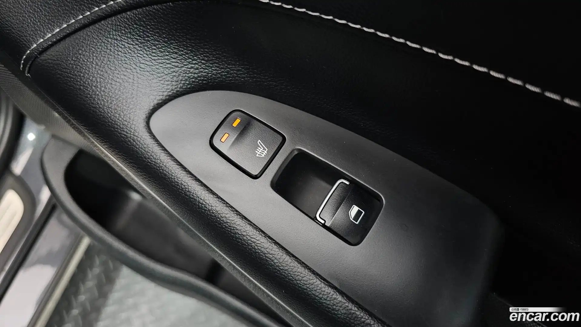 Grandeur Hyundai 2018.2-OPTION-023