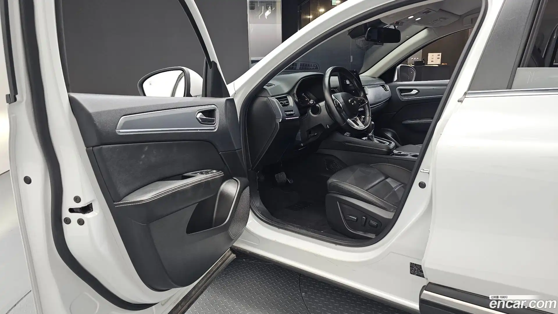 XM3 Renault Korea 2022.4-INNER-010