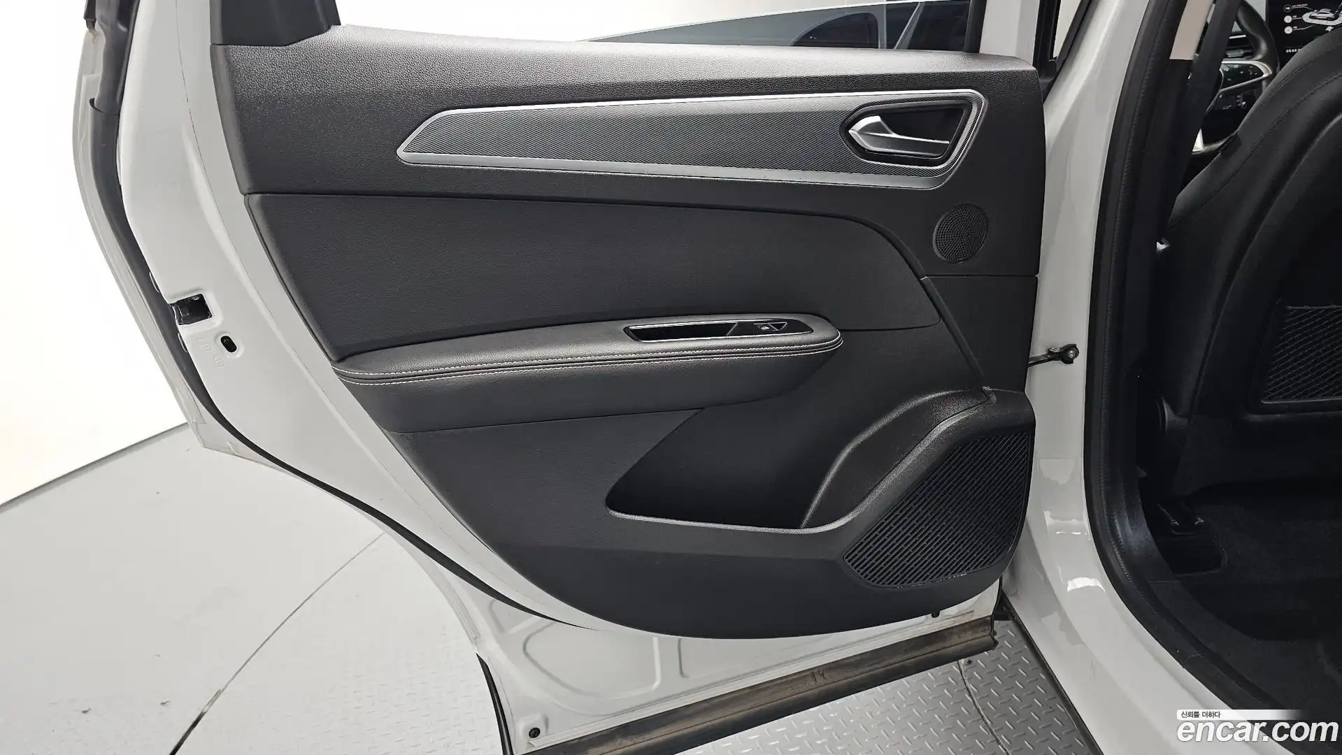 XM3 Renault Korea 2022.4-INNER-035