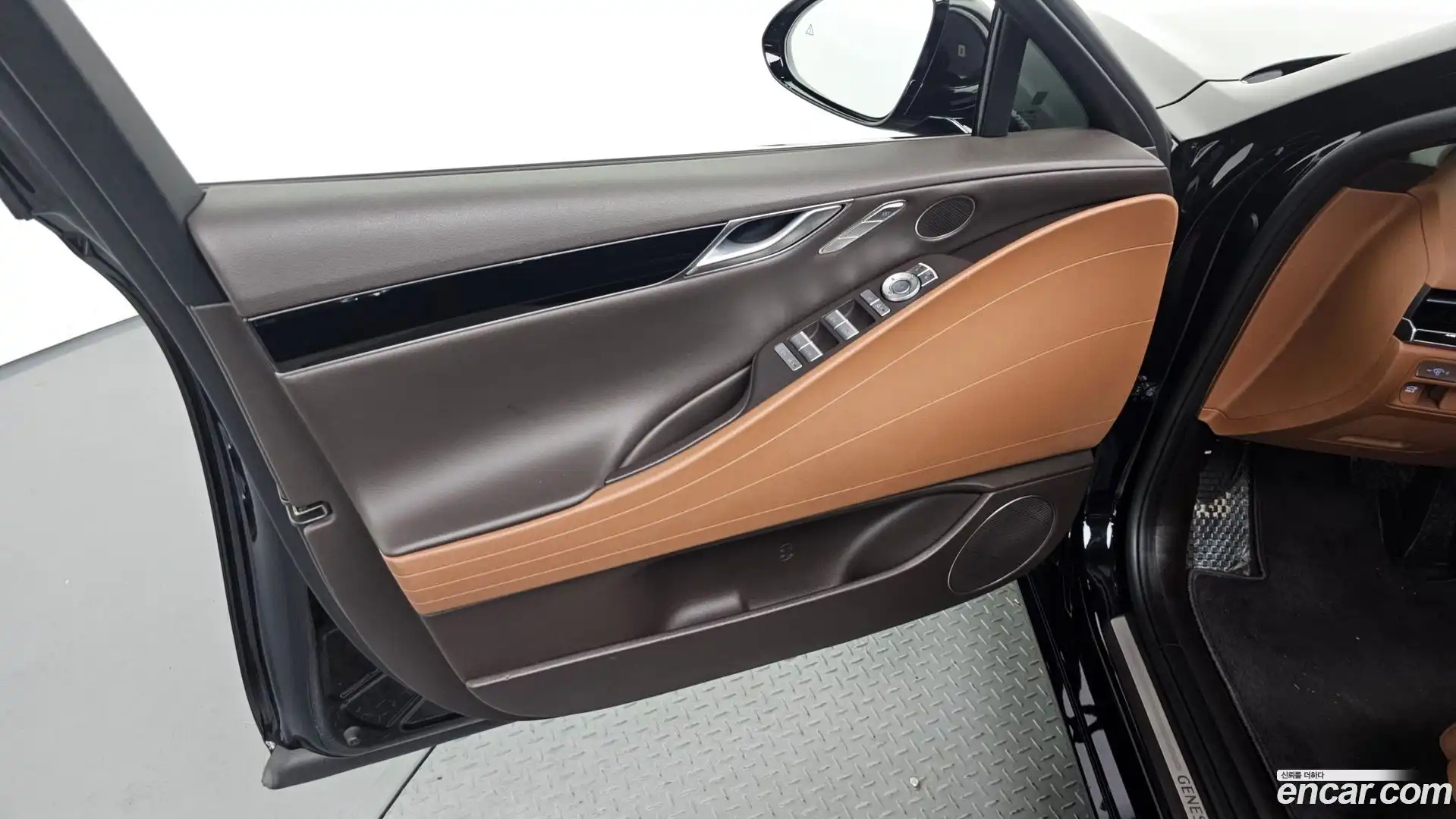 G80 Genesis 2023.4-INNER-034