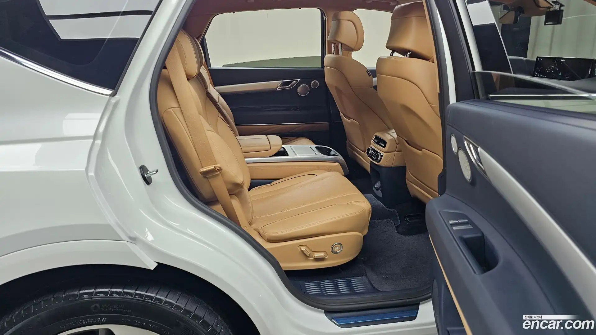 GV80 Genesis 2023.2-OPTION-015