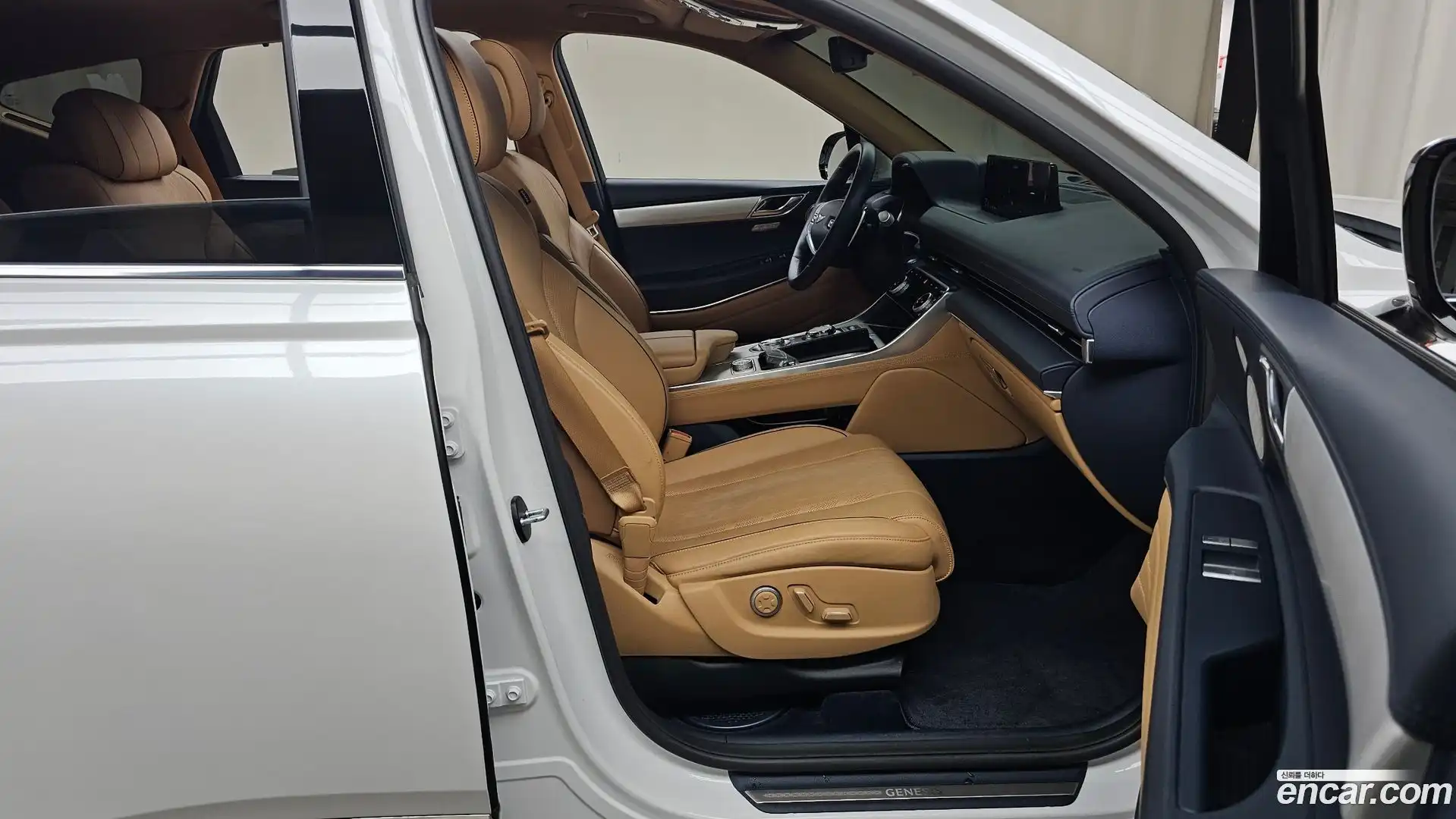 GV80 Genesis 2023.2-INNER-036