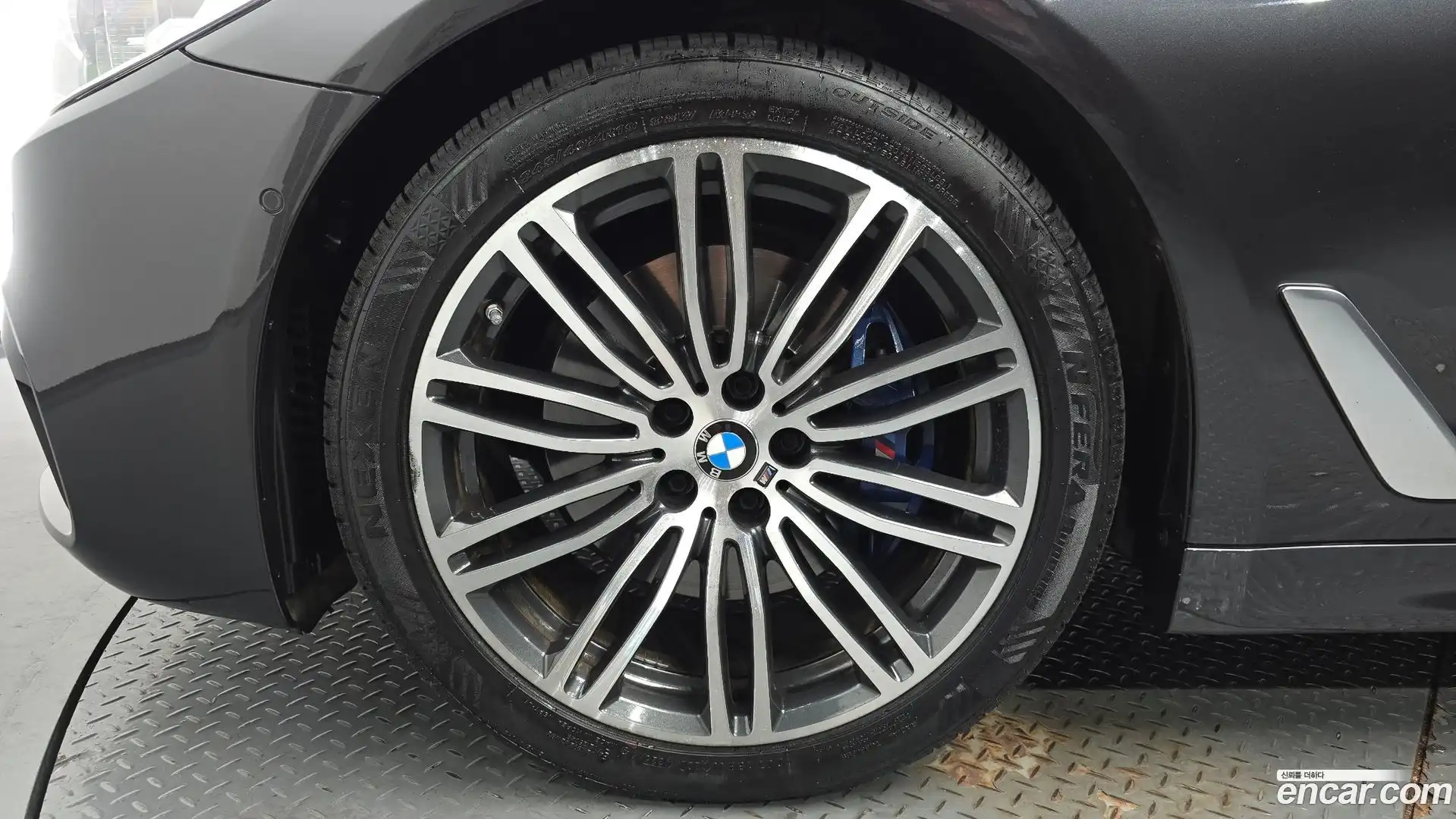 5-Series BMW 2019.10-OUTER-005