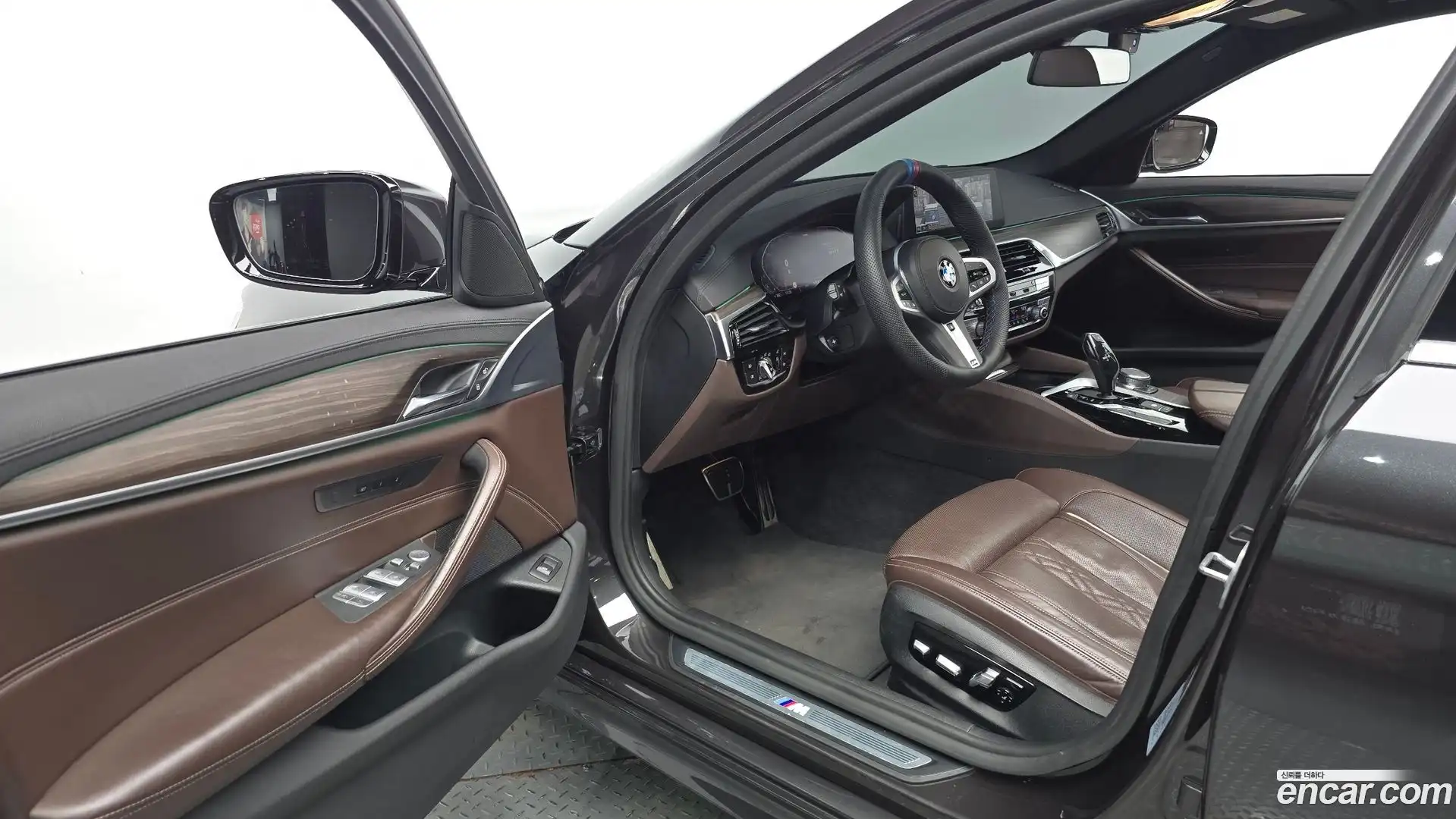 5-Series BMW 2019.10-INNER-010