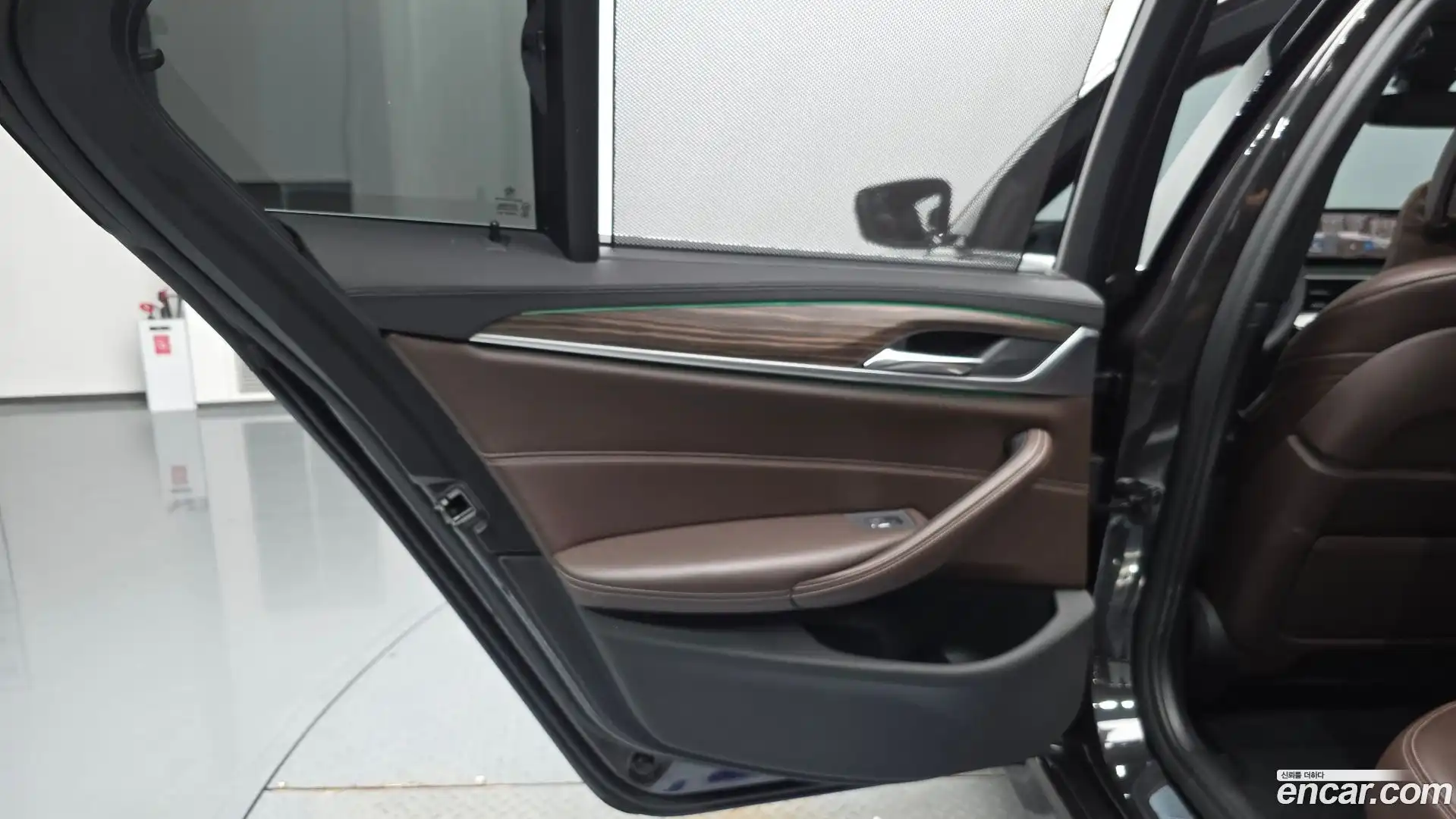 5-Series BMW 2019.10-INNER-035