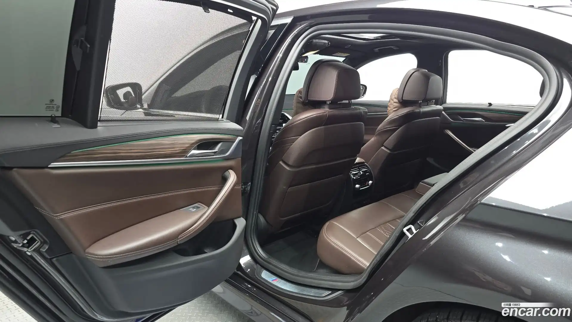 5-Series BMW 2019.10-INNER-036