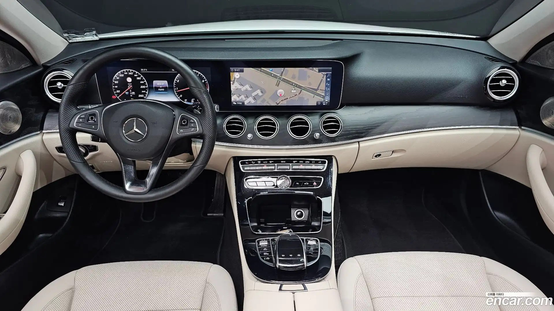 E-Class Mercedes-Benz 2016.9-INNER-007