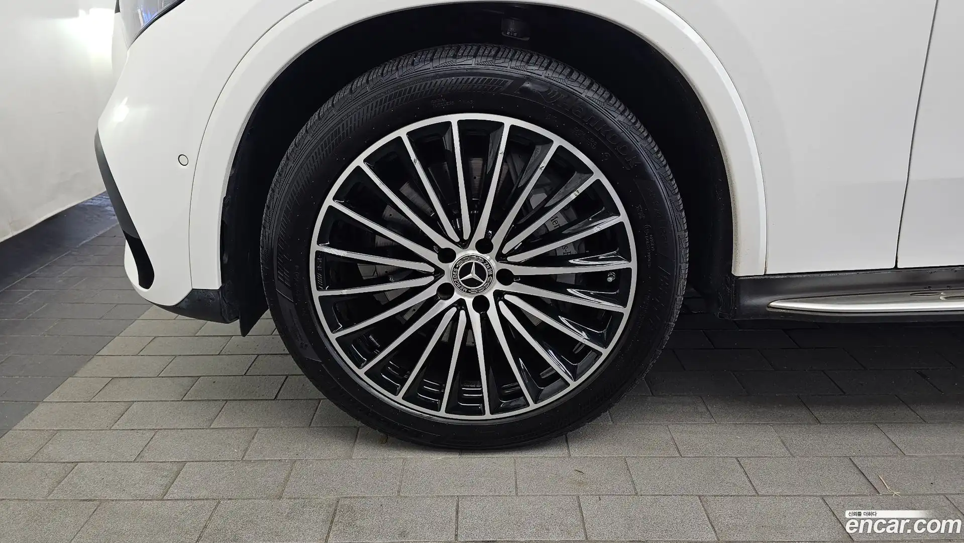 GLC-Class Mercedes-Benz 2024.0-OUTER-005