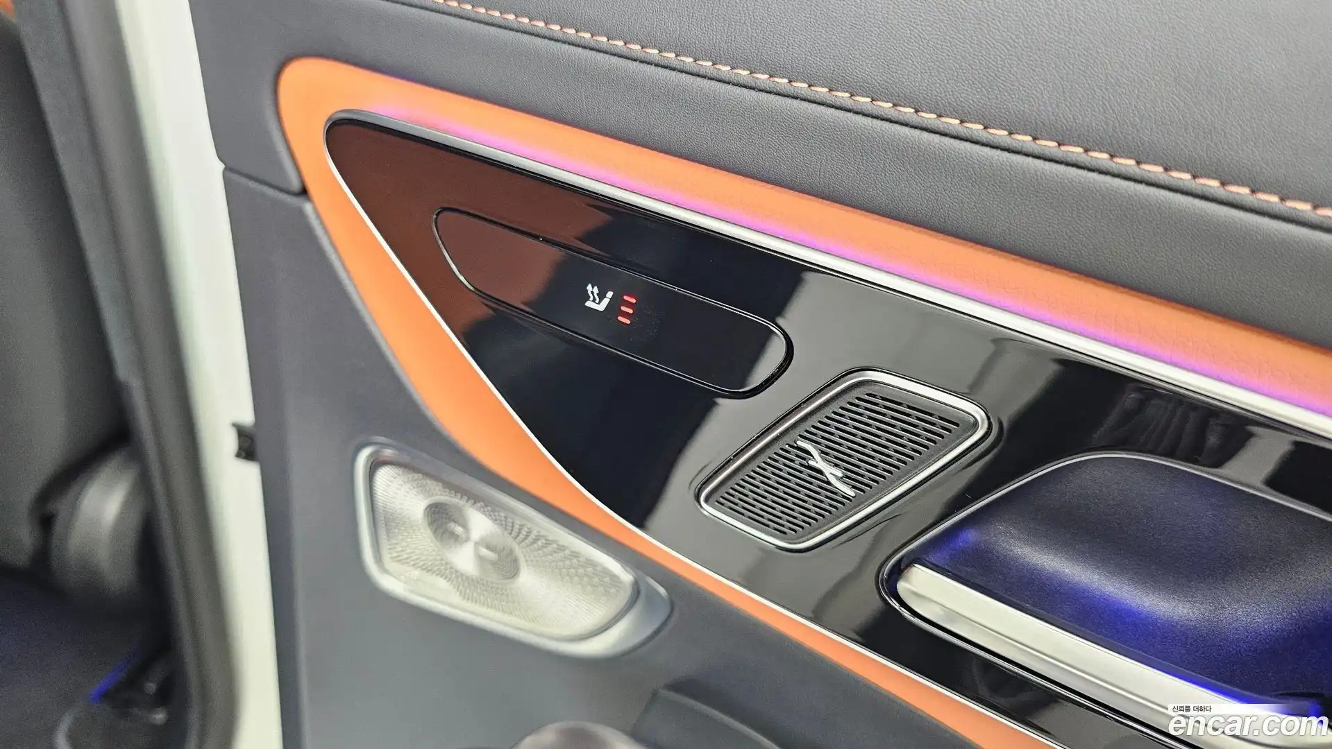 GLC-Class Mercedes-Benz 2024.0-OPTION-023