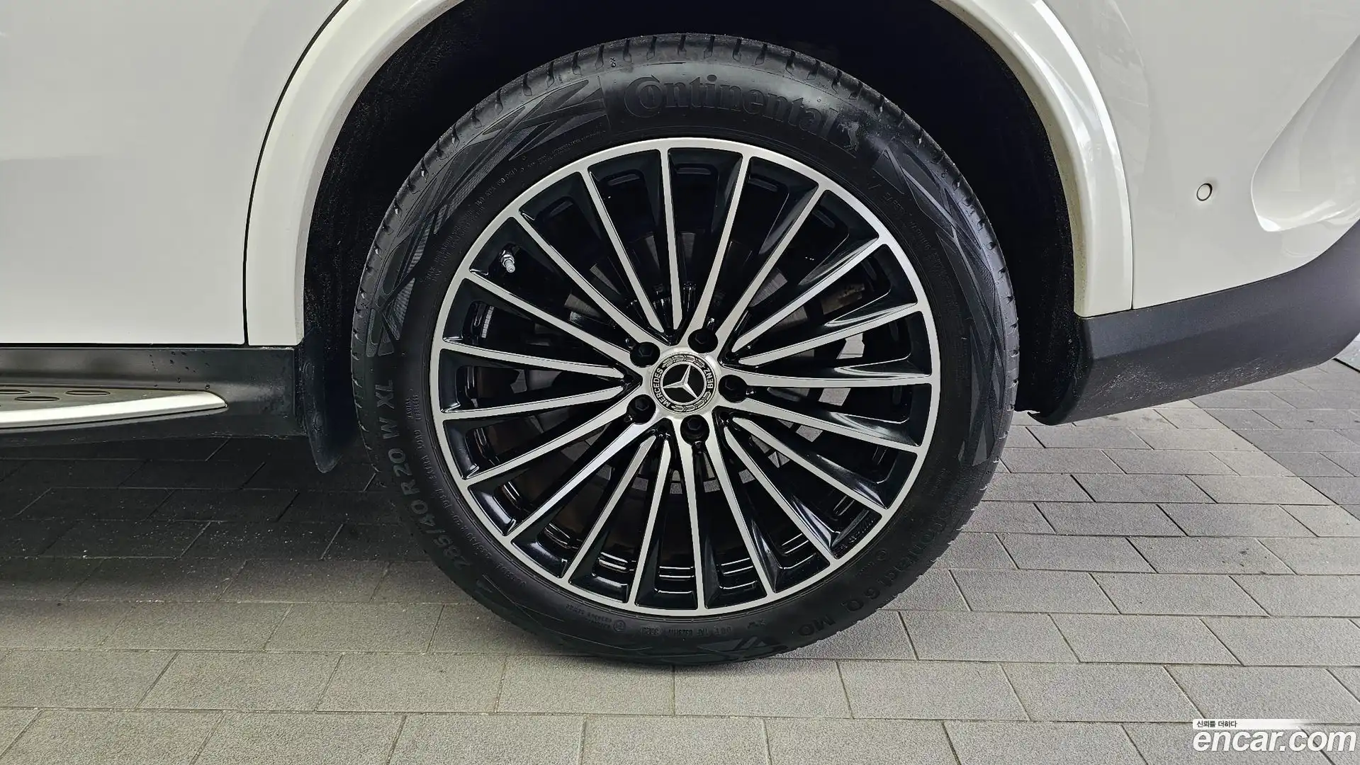 GLC-Class Mercedes-Benz 2024.0-OUTER-031
