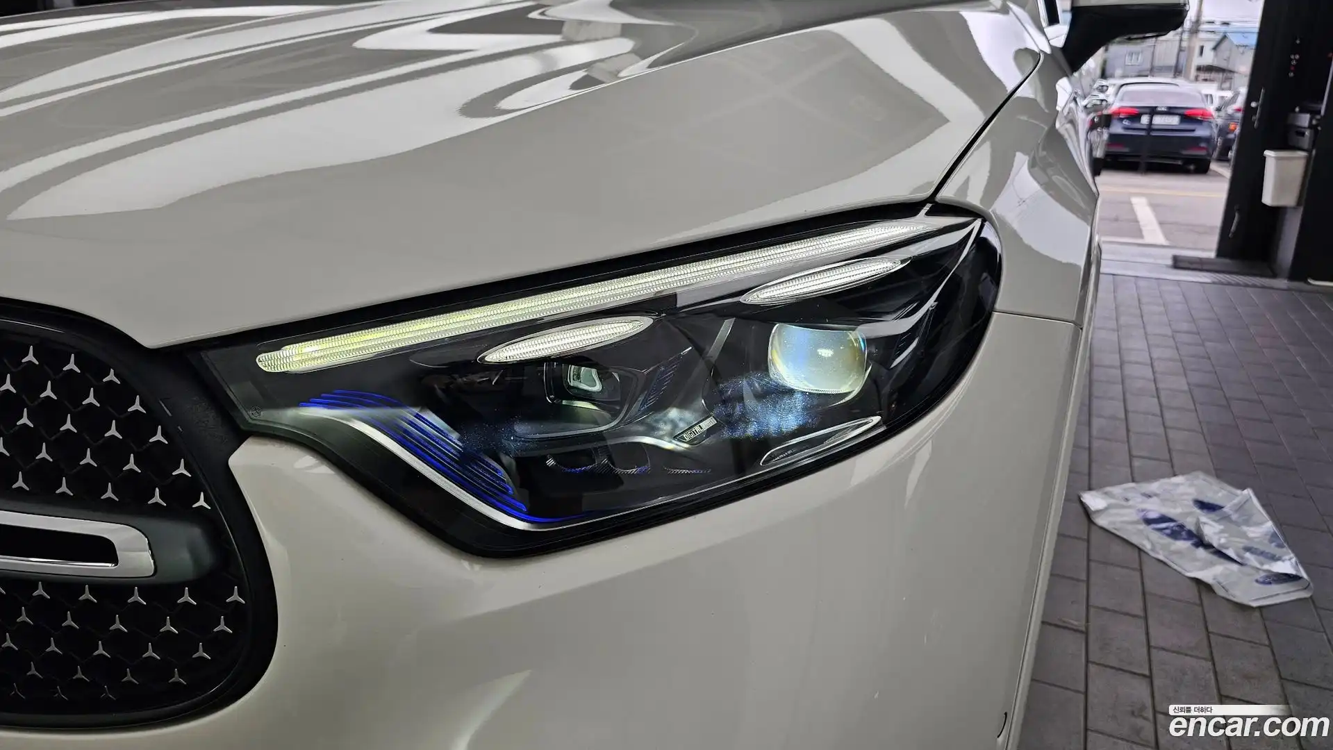 GLC-Class Mercedes-Benz 2024.0-OUTER-032
