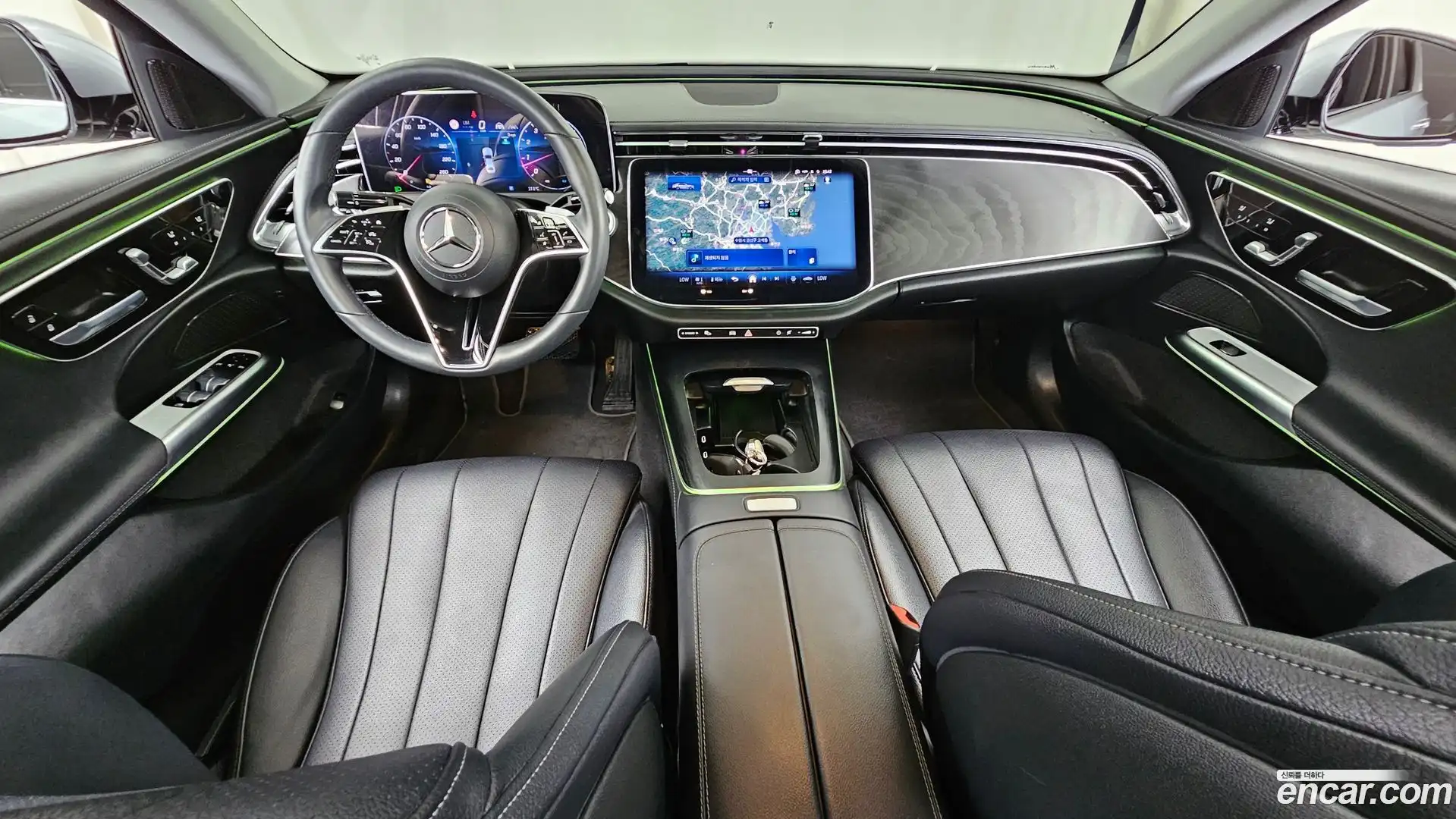 E-Class Mercedes-Benz 2024.9-INNER-007