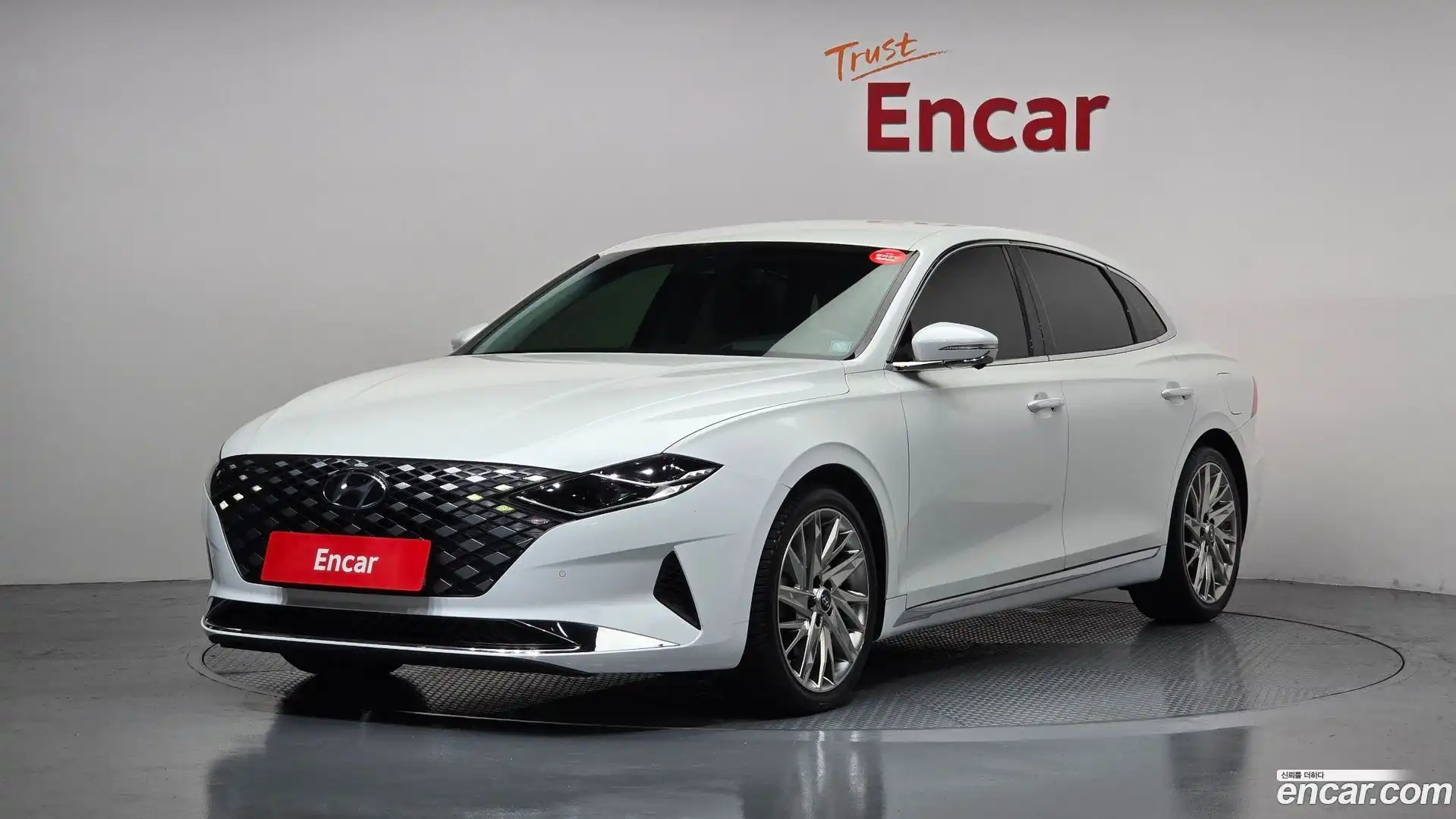 Grandeur Hyundai 2021.3-OUTER-001
