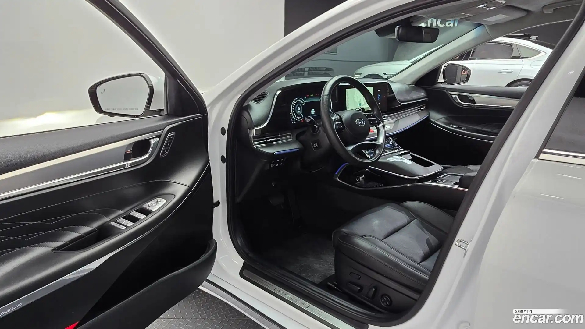 Grandeur Hyundai 2021.3-INNER-010