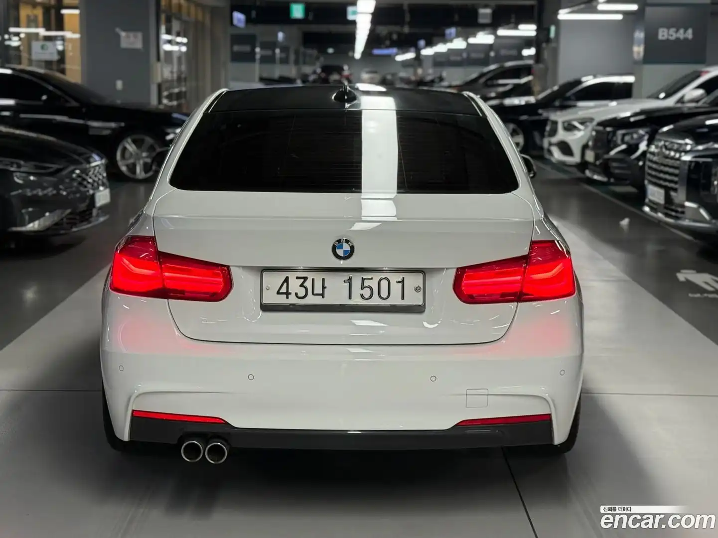 3-Series BMW 2017.5-OUTER-004
