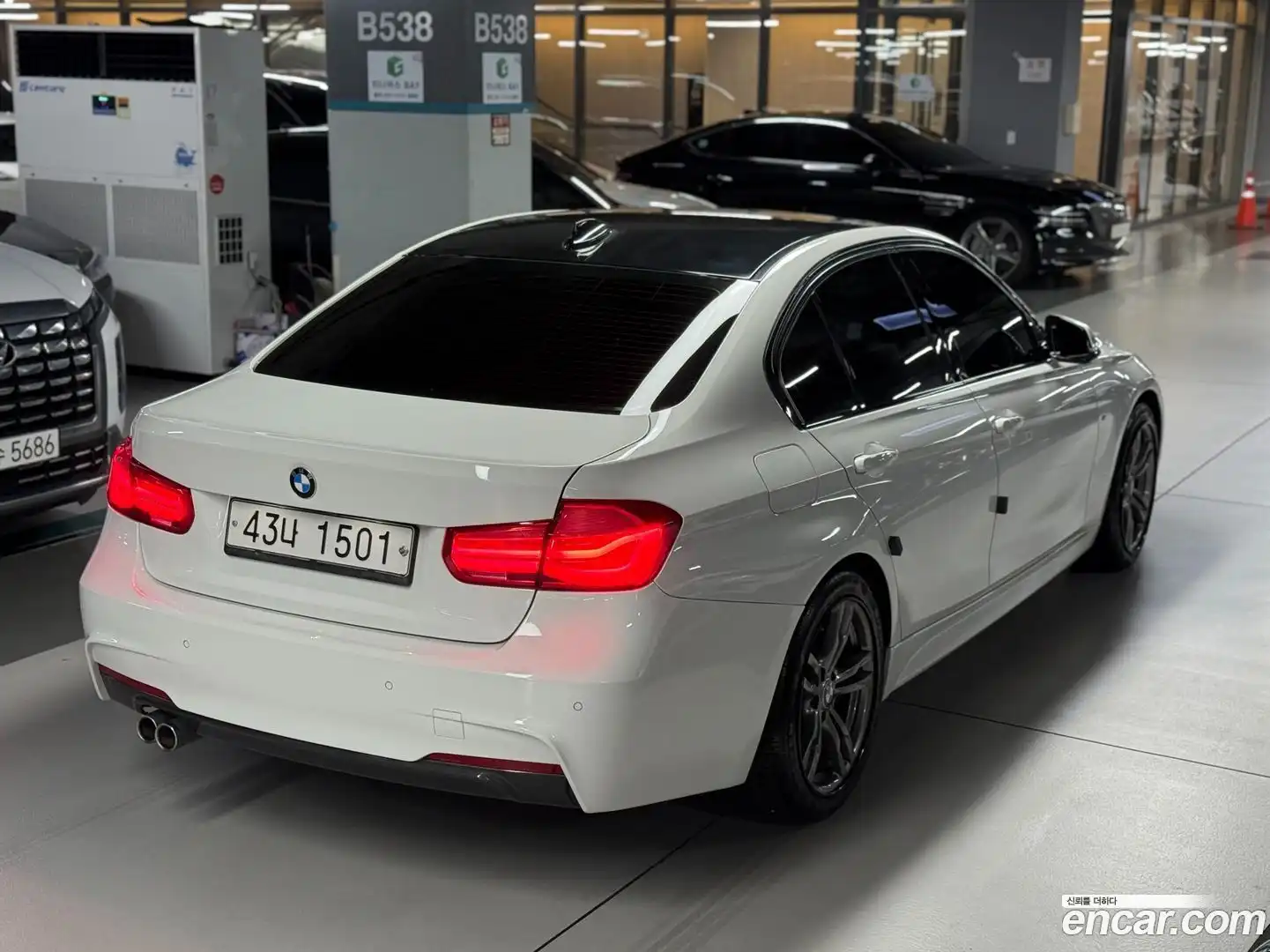 3-Series BMW 2017.5-OUTER-005