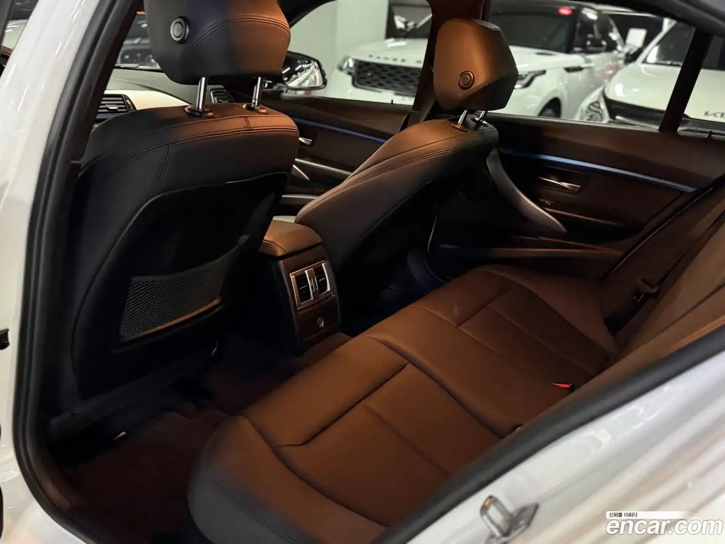 3-Series BMW 2017.5-INNER-008