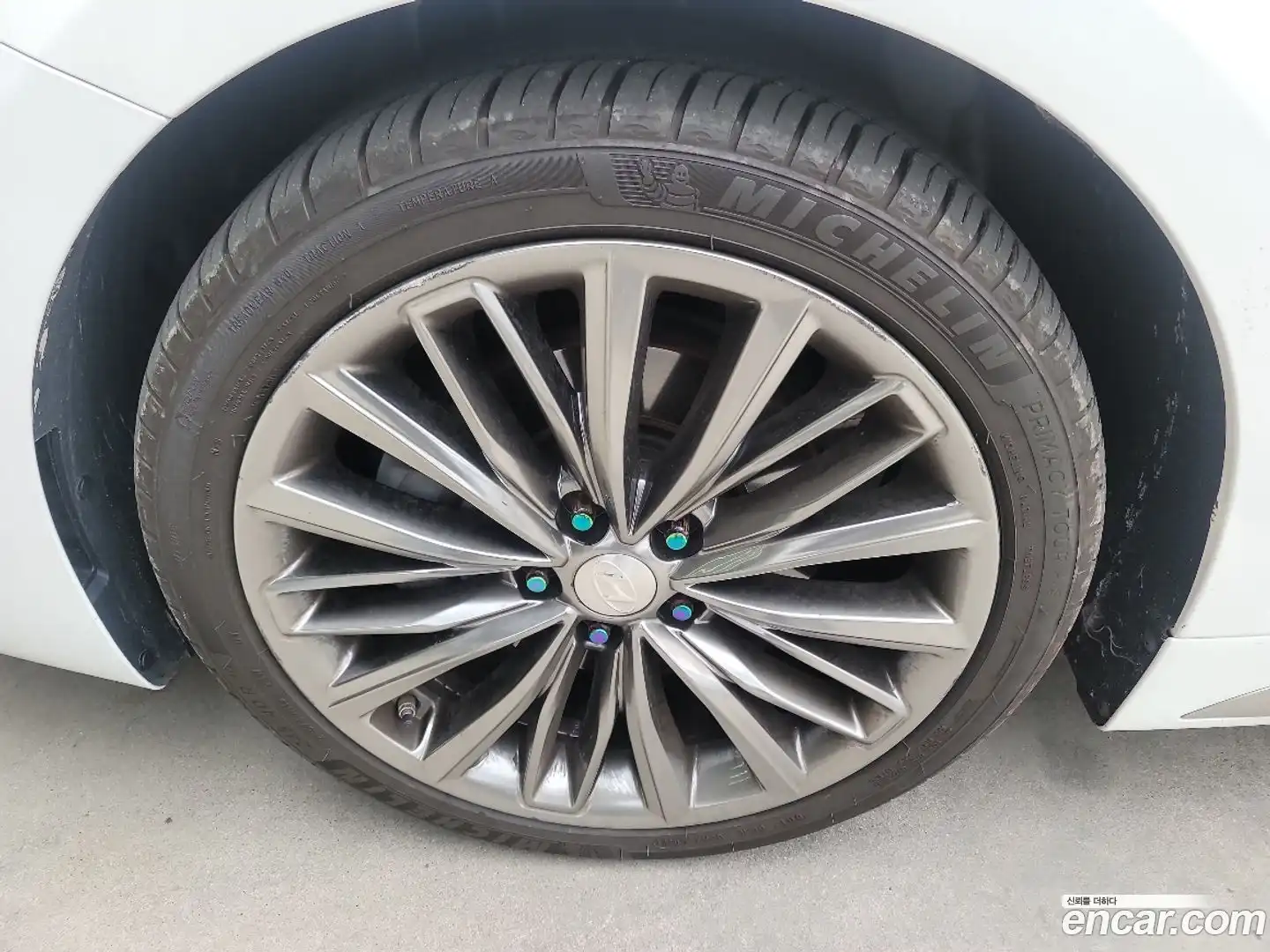Grandeur Hyundai 2017.9-OPTION-015