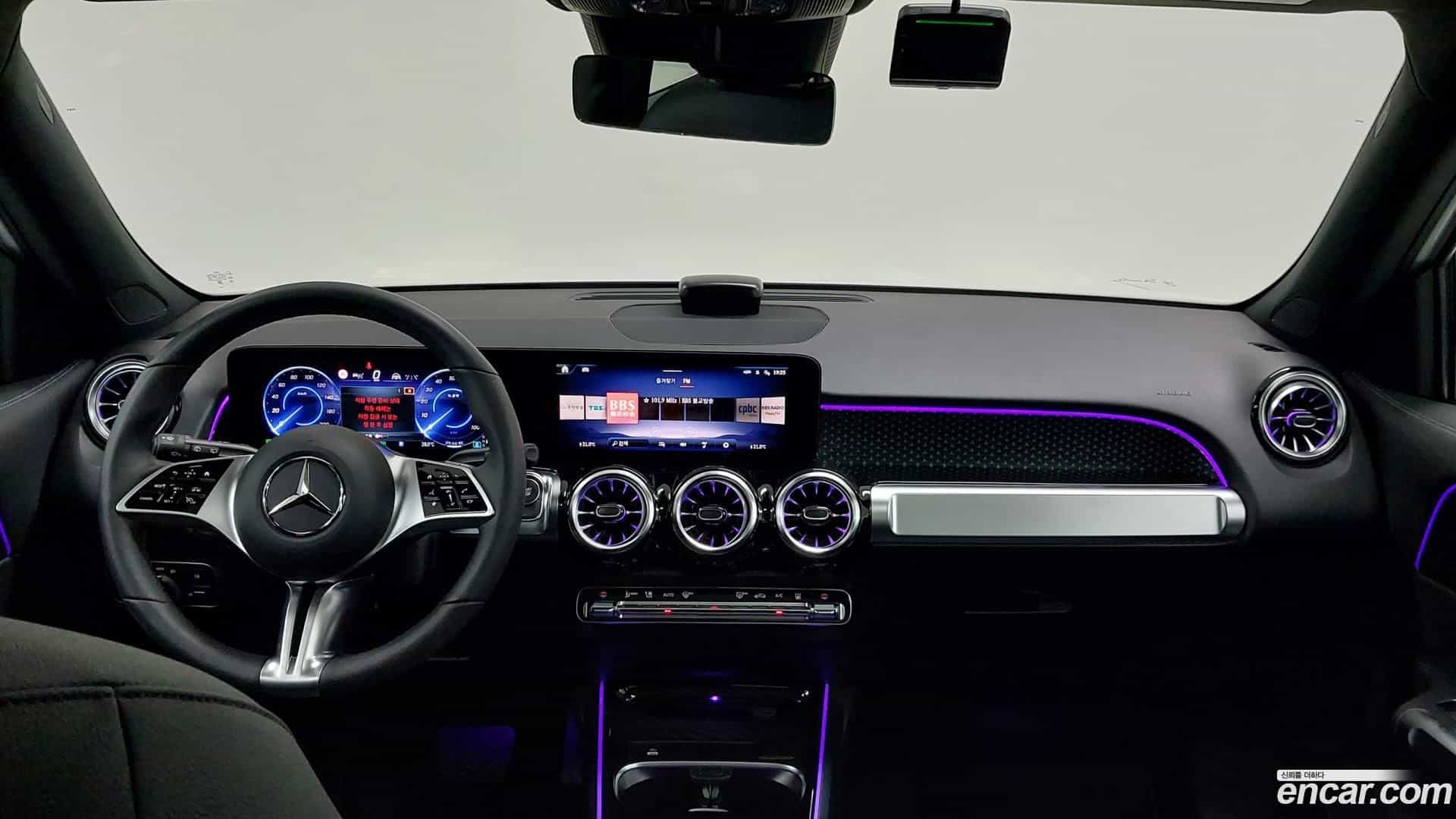 EQB Mercedes-Benz 2025.8-INNER-007