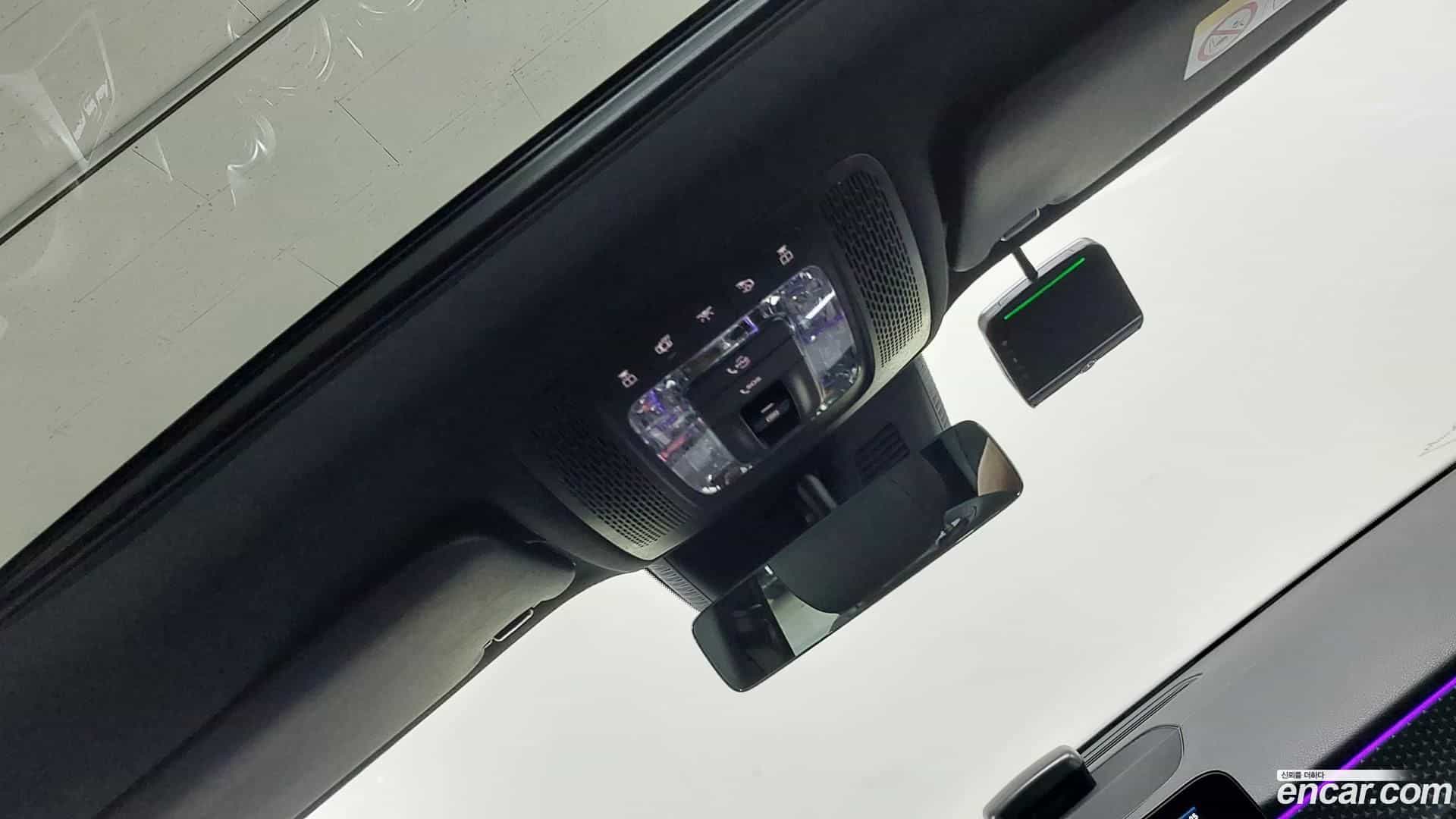 EQB Mercedes-Benz 2025.8-OPTION-021