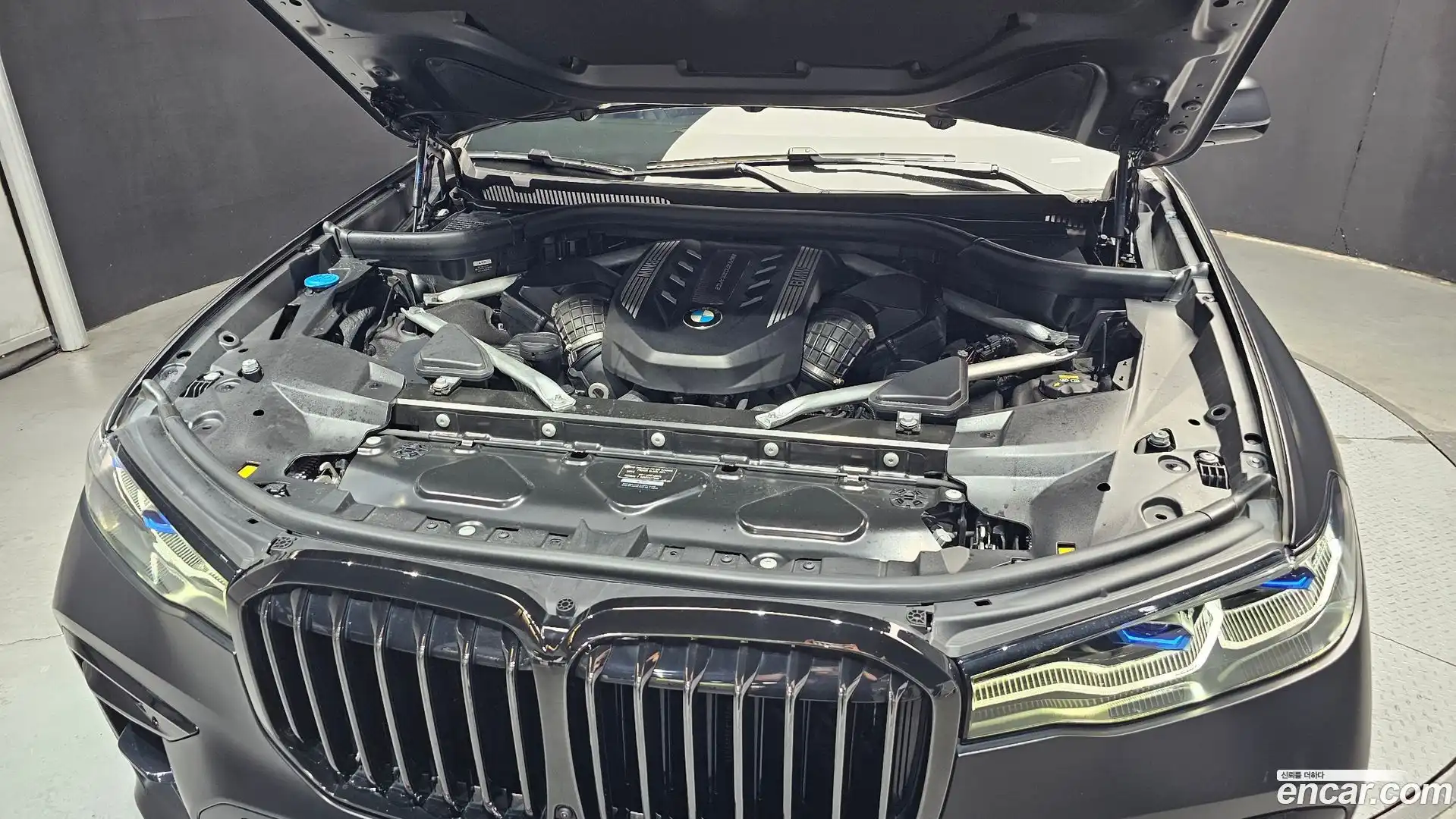 X7 BMW 2021.10-OUTER-006
