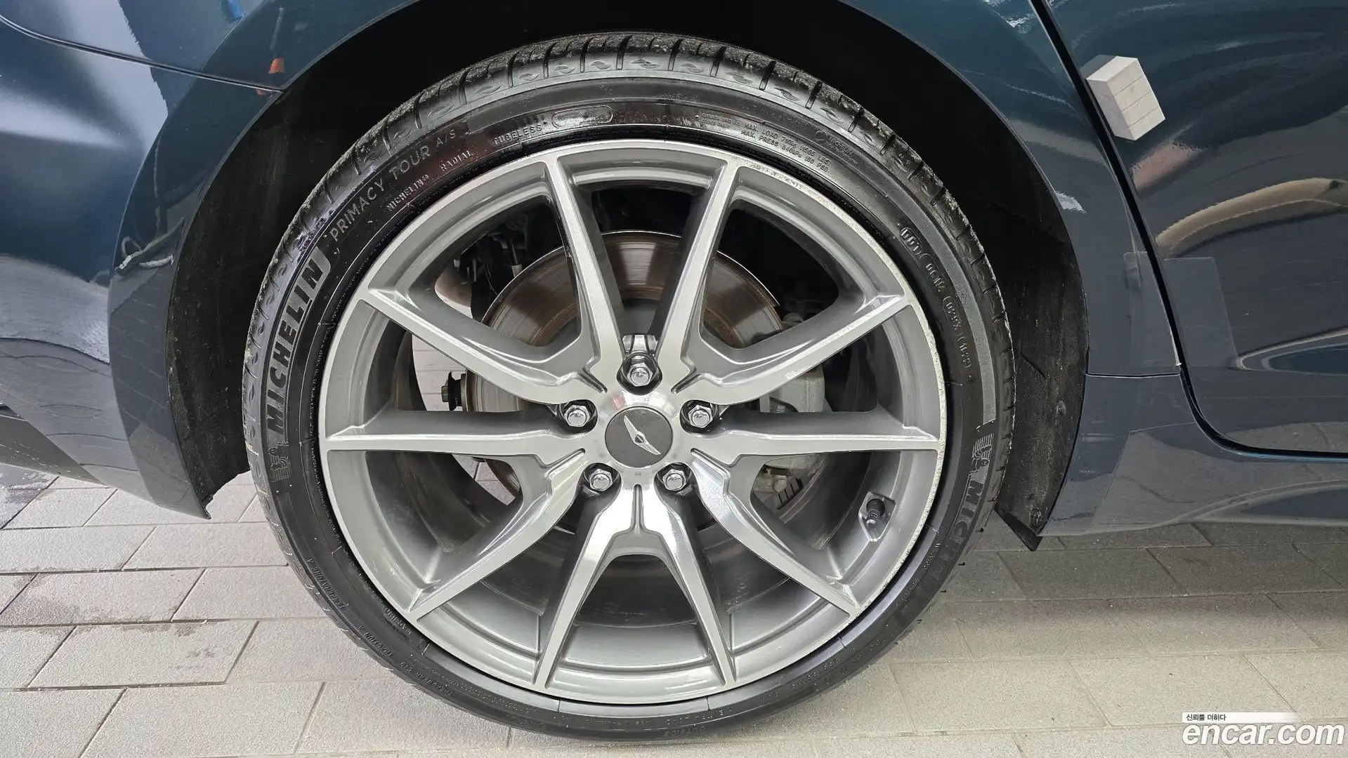 G70 Genesis 2022.7-OUTER-005