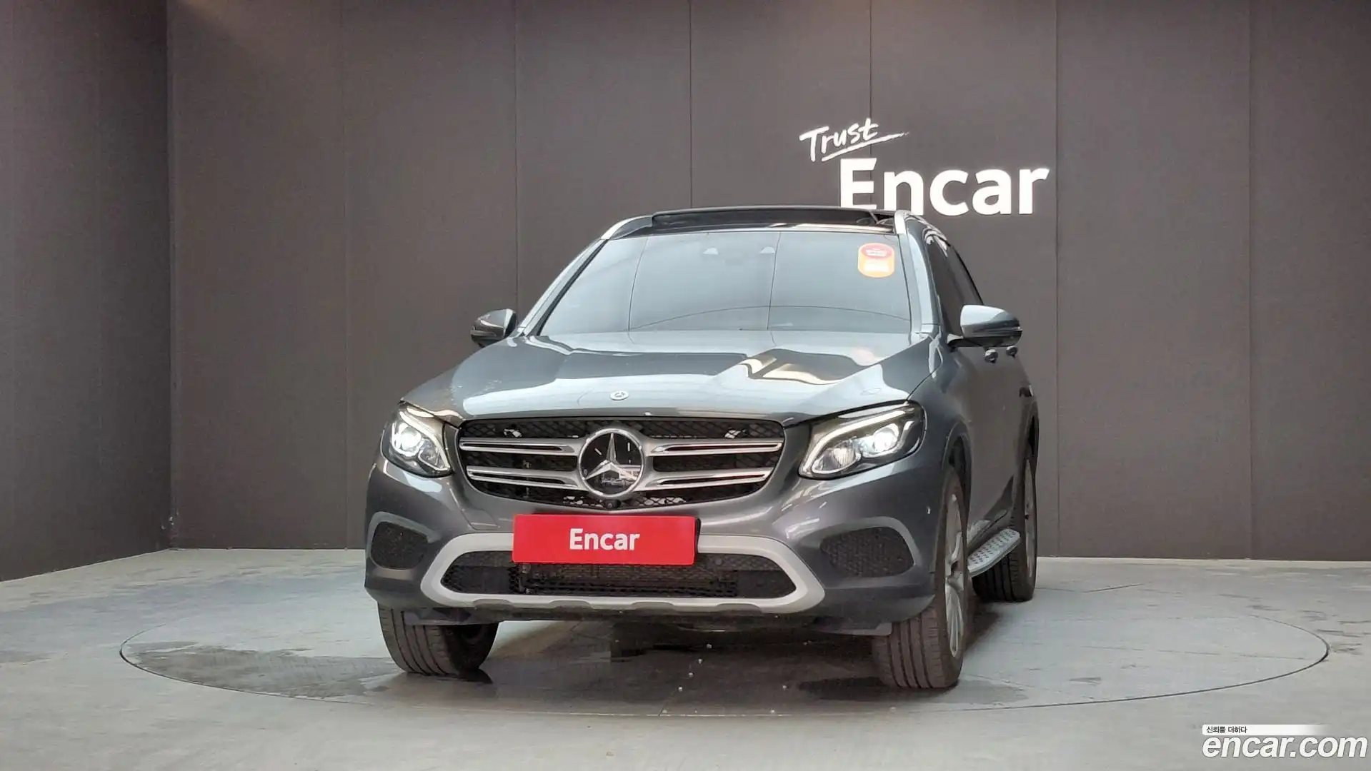 GLC-Class Mercedes-Benz 2018.10-OUTER-003