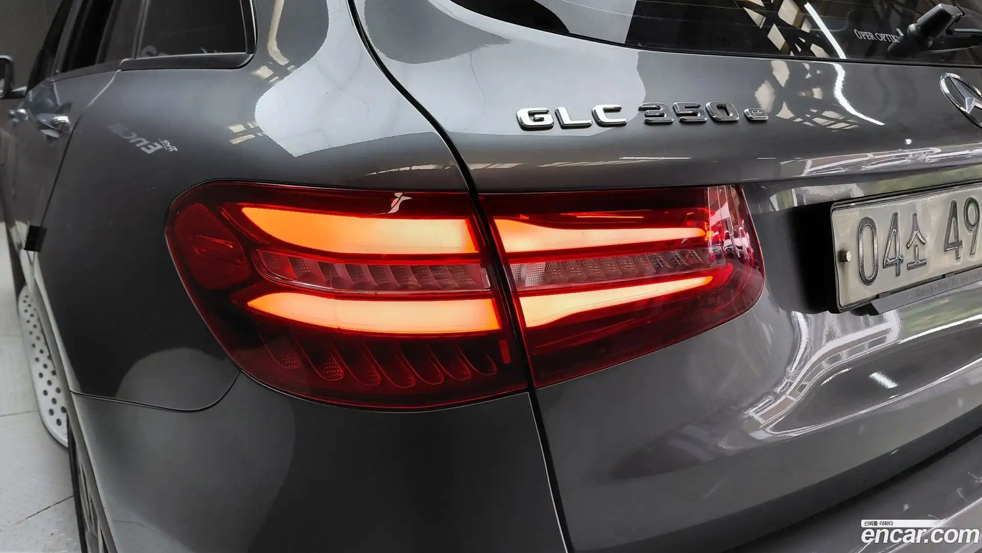 GLC-Class Mercedes-Benz 2018.10-OUTER-033