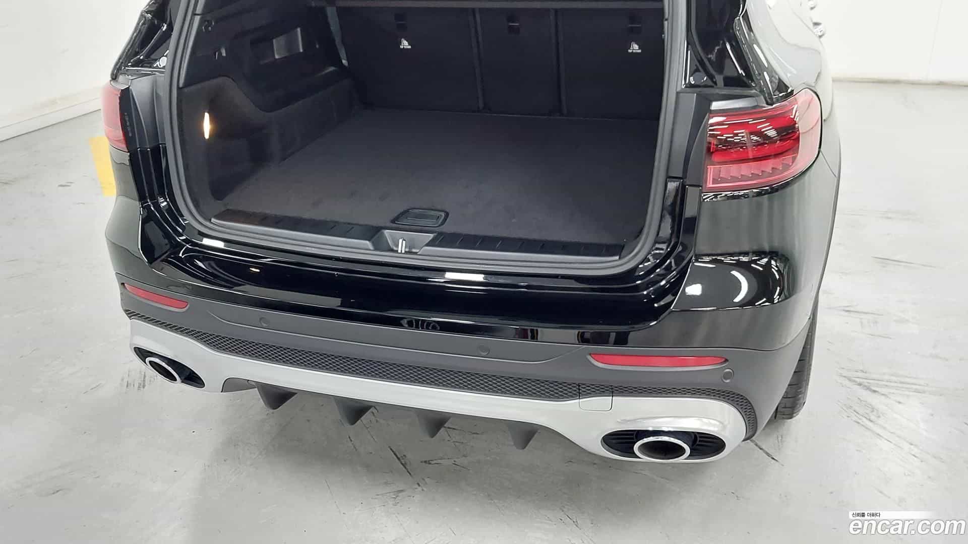 GLB-Class Mercedes-Benz 2025.8-OPTION-015
