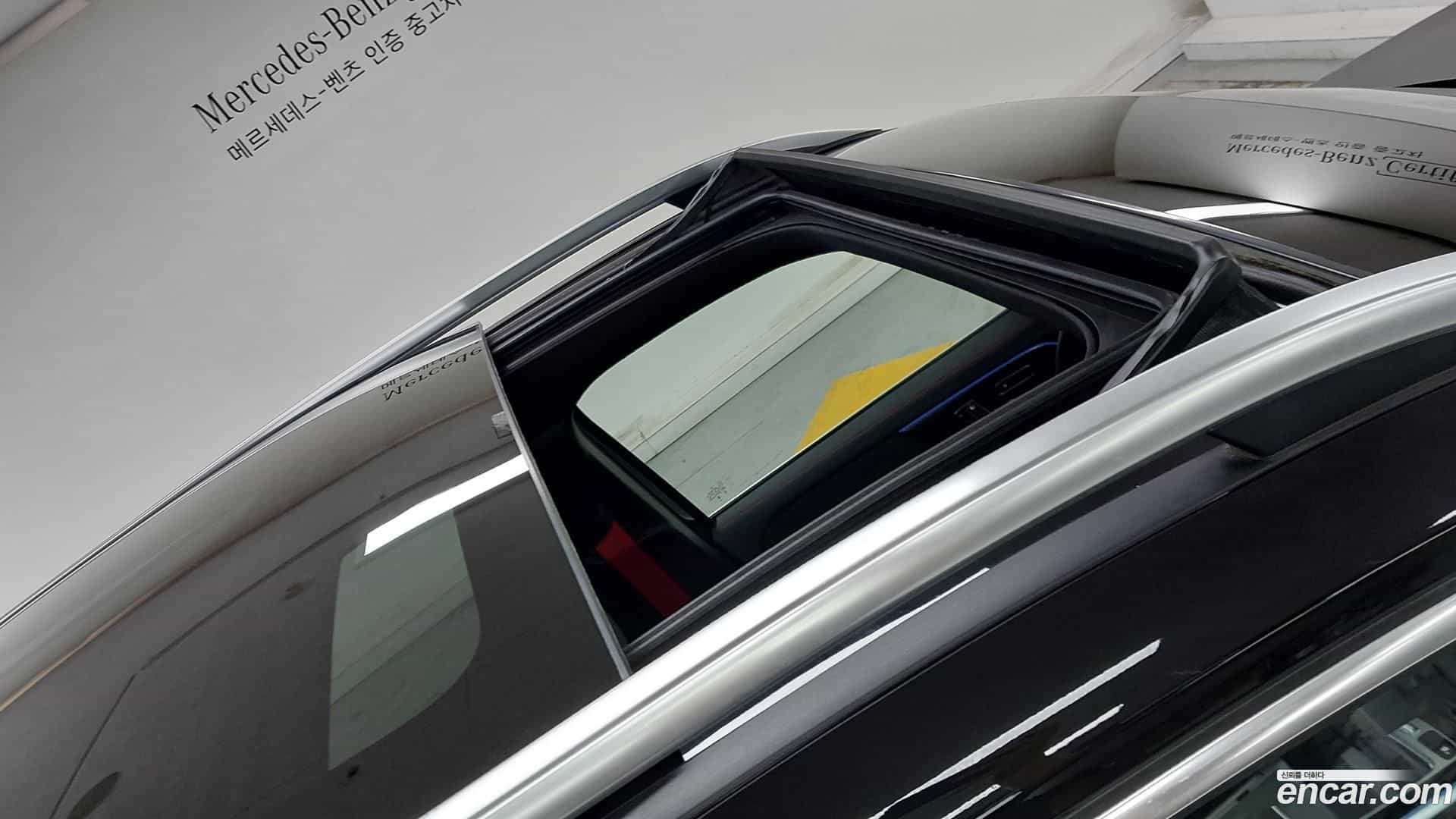 GLB-Class Mercedes-Benz 2025.8-OPTION-016