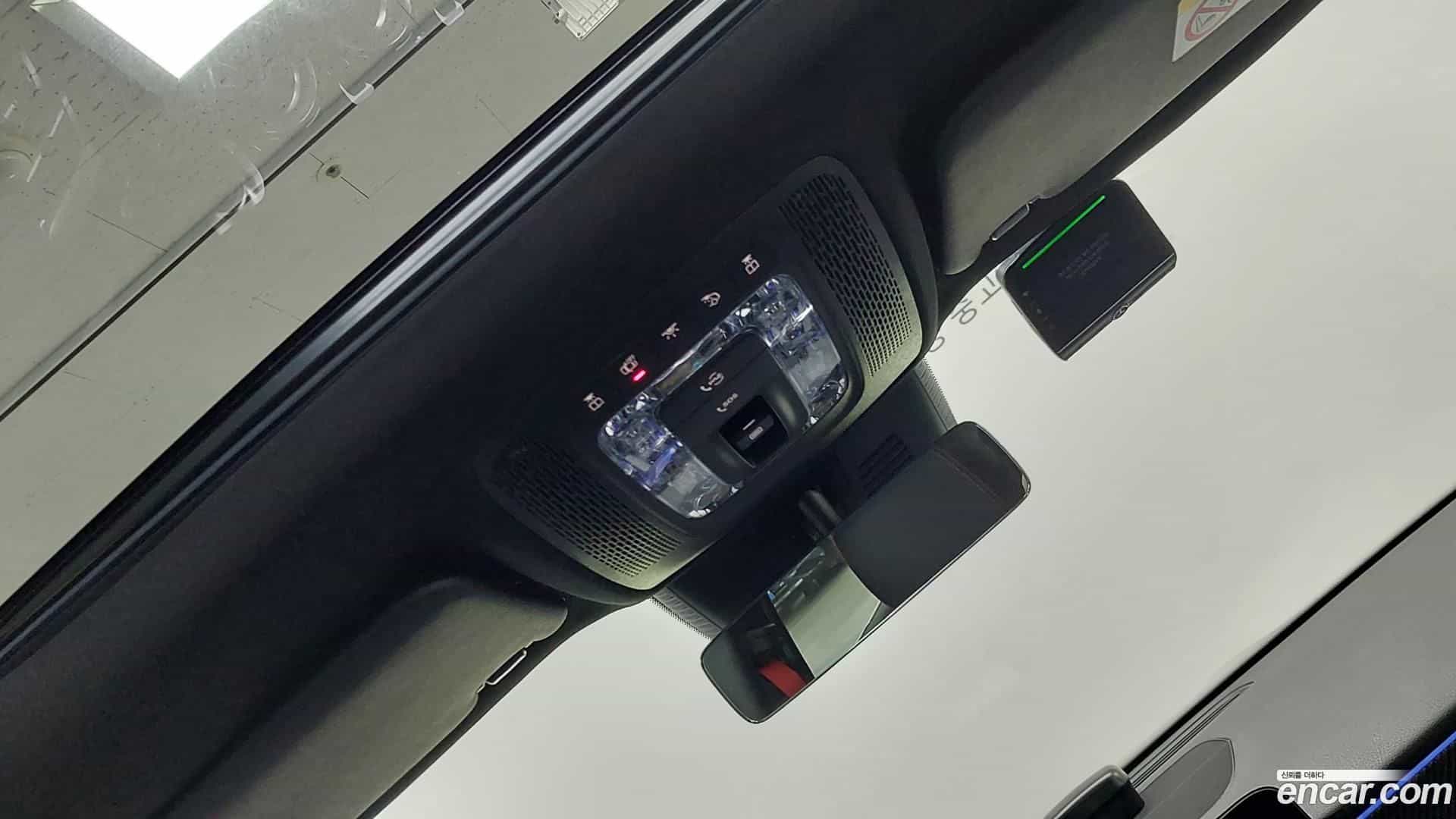 GLB-Class Mercedes-Benz 2025.8-OPTION-021