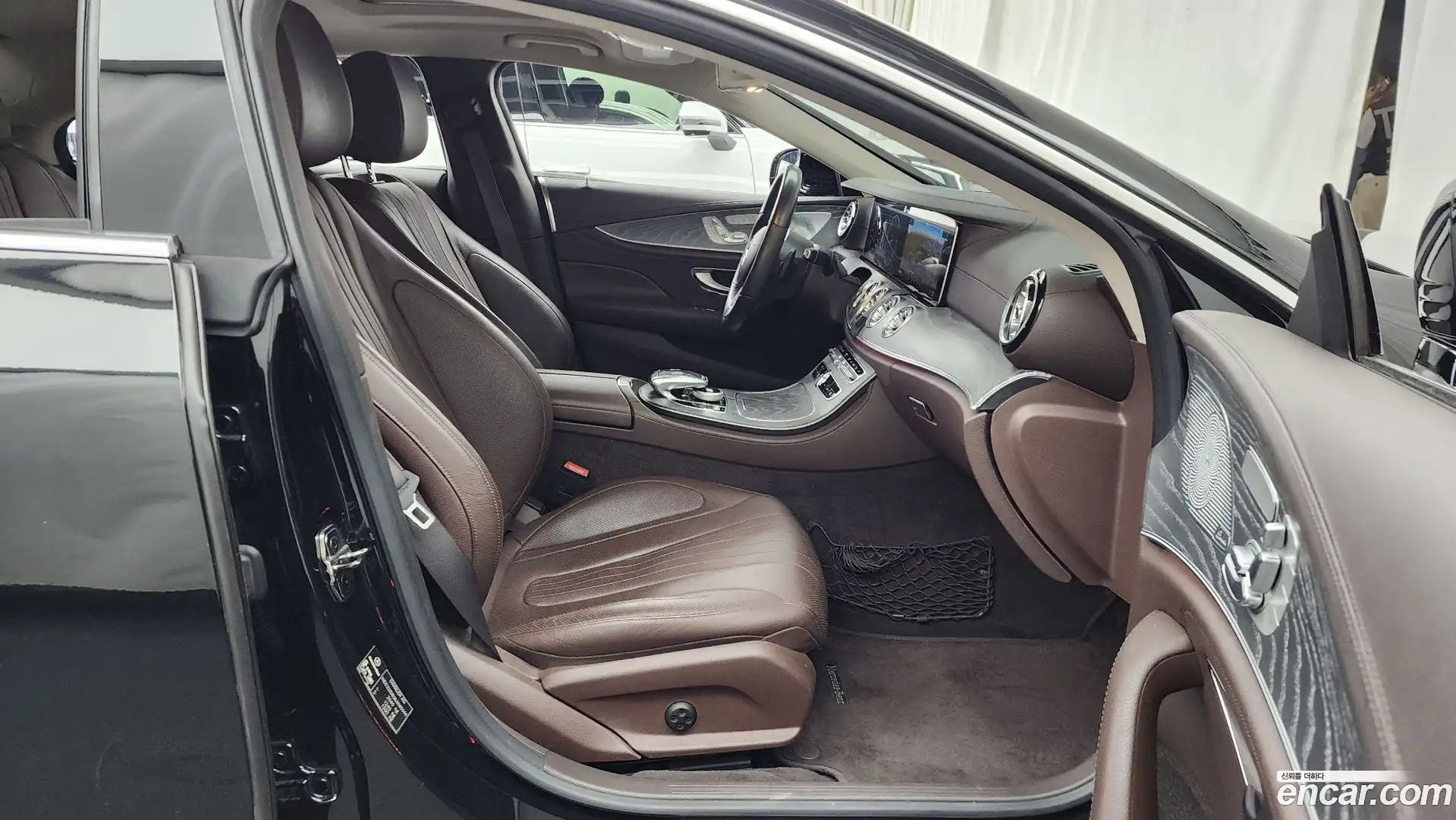 CLS-Class Mercedes-Benz 2019.6-OPTION-015