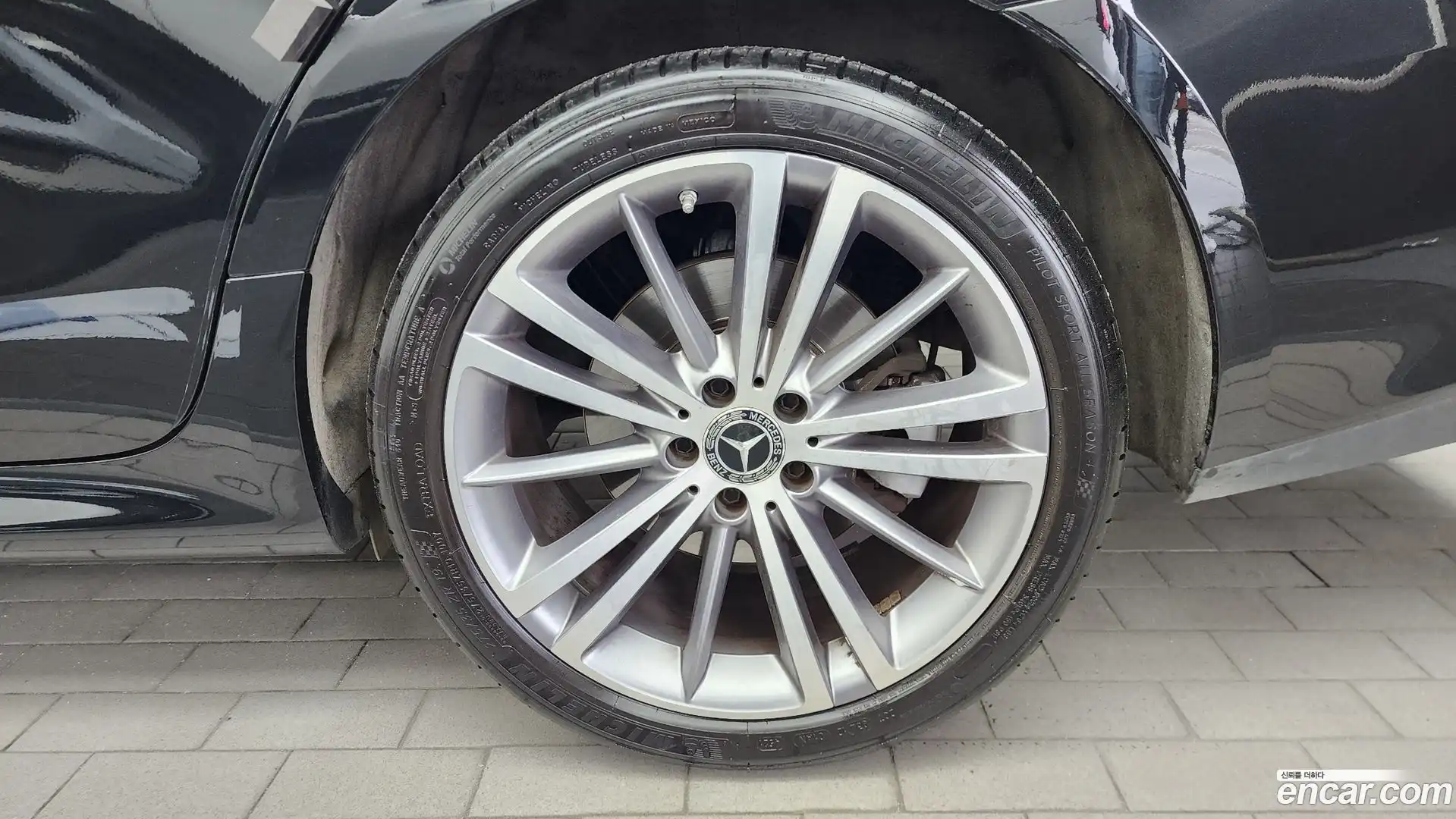CLS-Class Mercedes-Benz 2019.6-OUTER-031