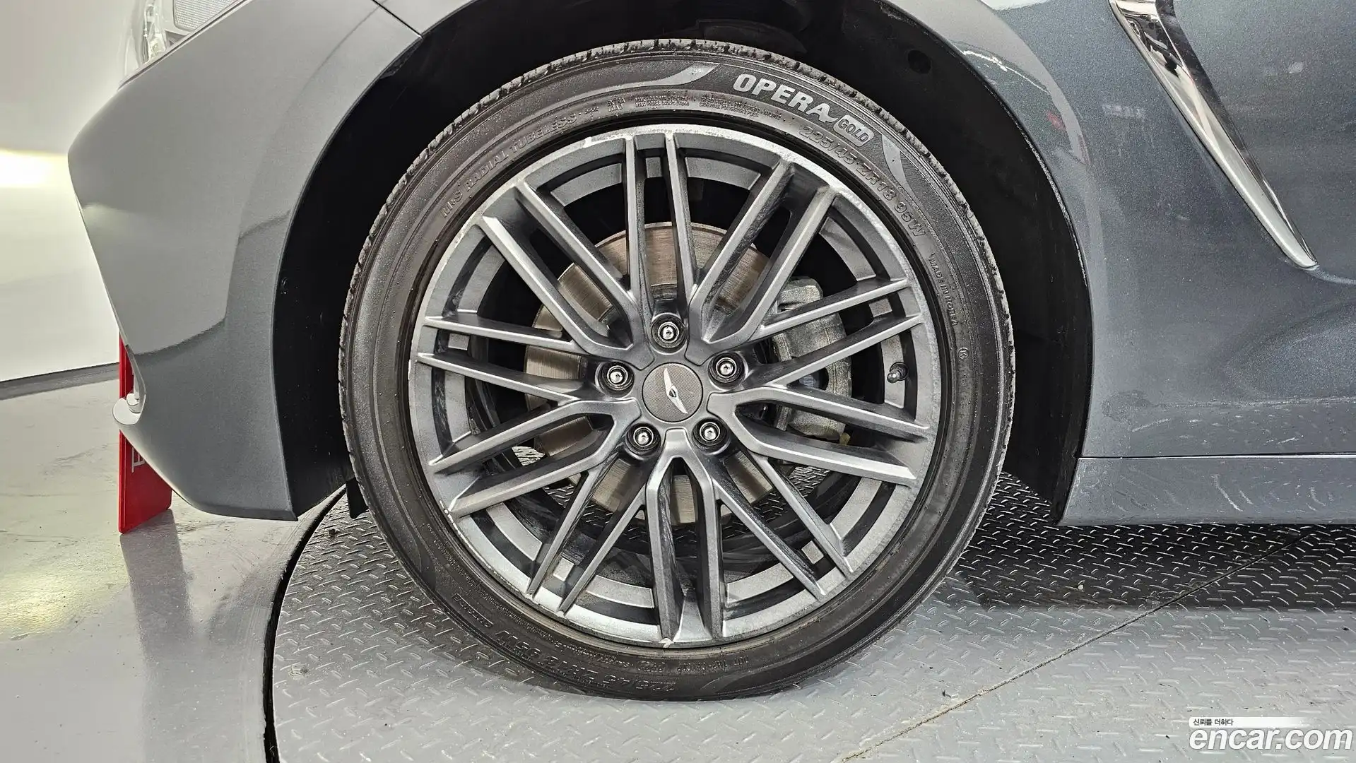 G70 Genesis 2018.6-OUTER-005