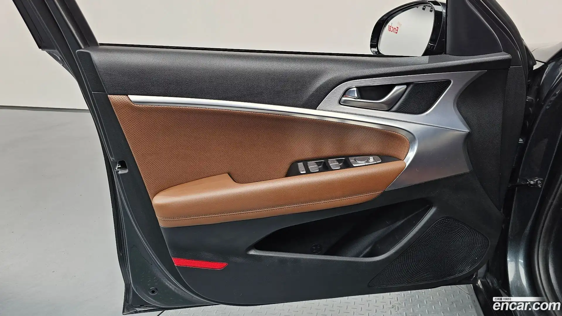 G70 Genesis 2018.6-INNER-034