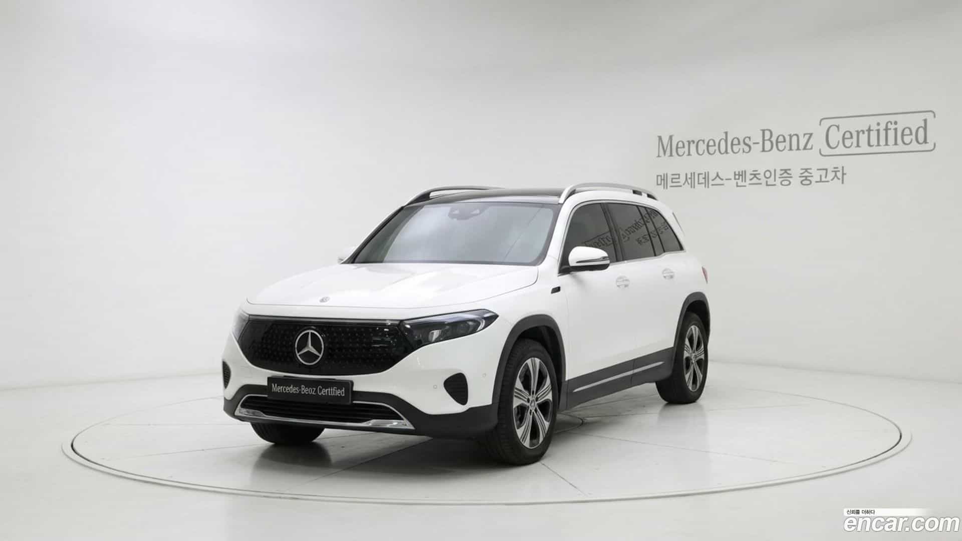 EQB Mercedes-Benz 2025.7-OUTER-001