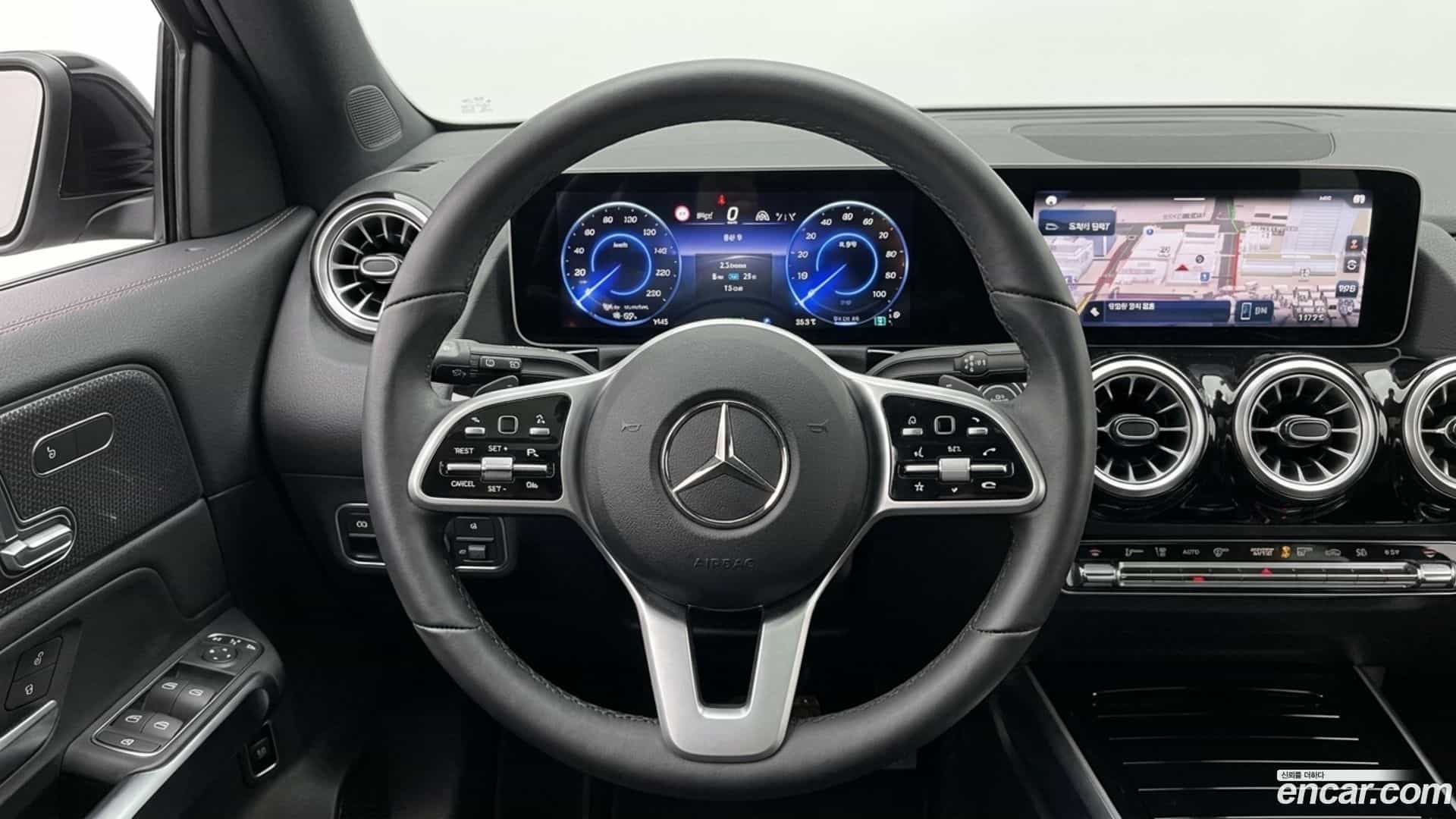EQB Mercedes-Benz 2025.7-OPTION-015