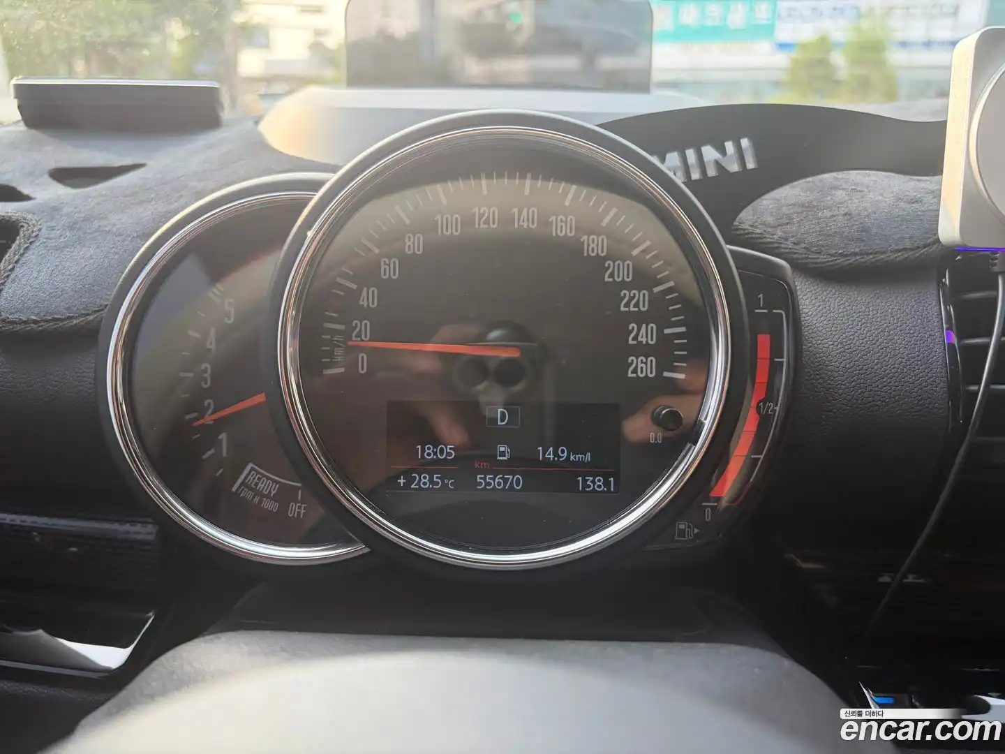 Clubman Mini 2019.5-OUTER-004