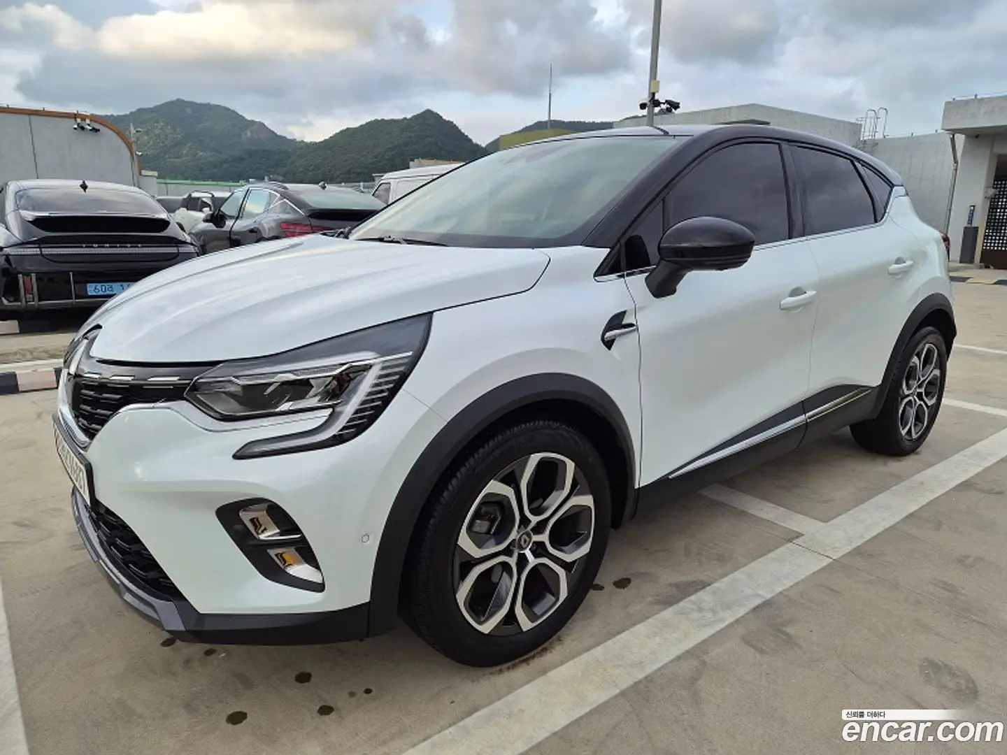 Main__Slider__Photo:Captur Renault Korea 2021.4-0