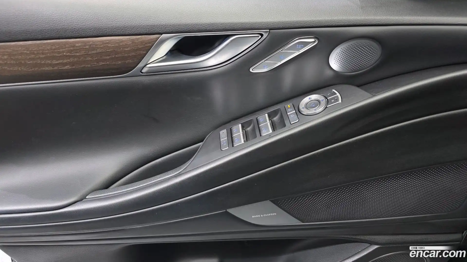 G80 Genesis 2024.2-INNER-034