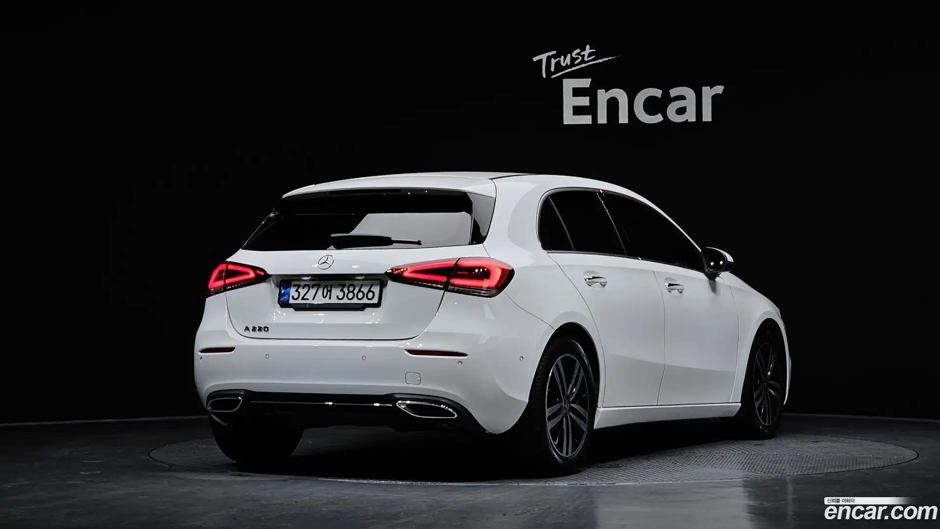 A-Class Mercedes-Benz 2021.6-OUTER-002