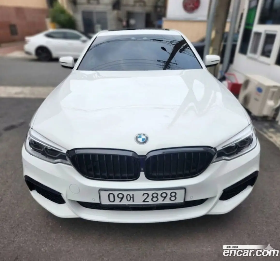 Main__Slider__Photo:5-Series BMW 2019.2-0